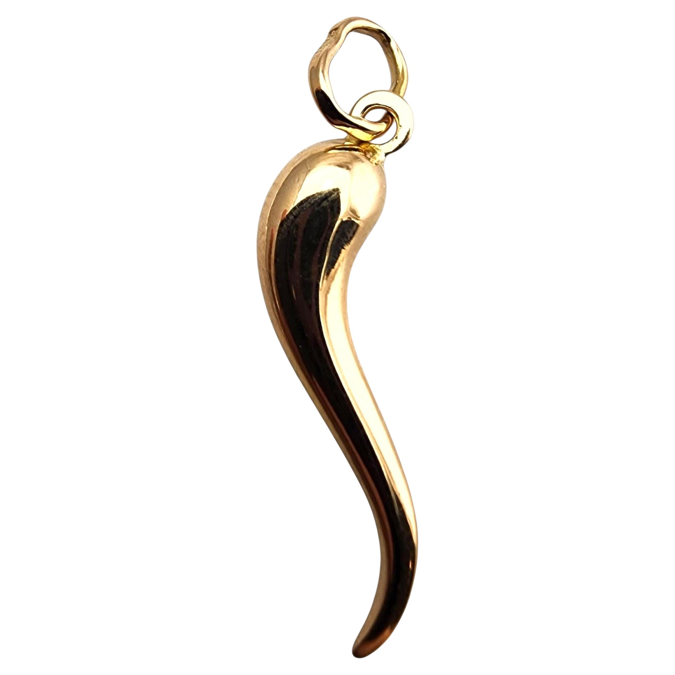 18 Karat Yellow Gold Italian Horn Pendant #23930