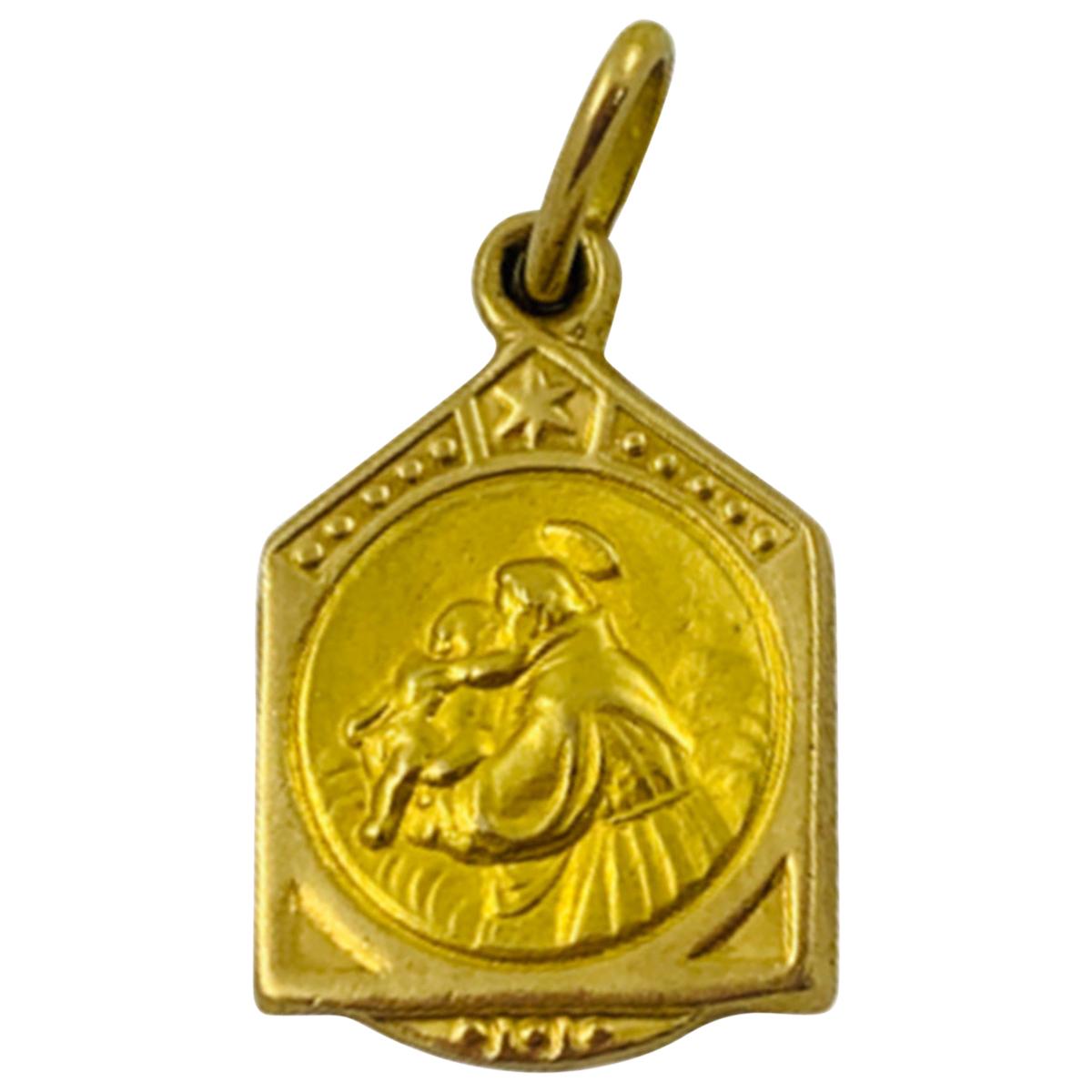 18 Karat Yellow Gold Italian 'St. Anthony' Charm Pendant, UnoAErre
