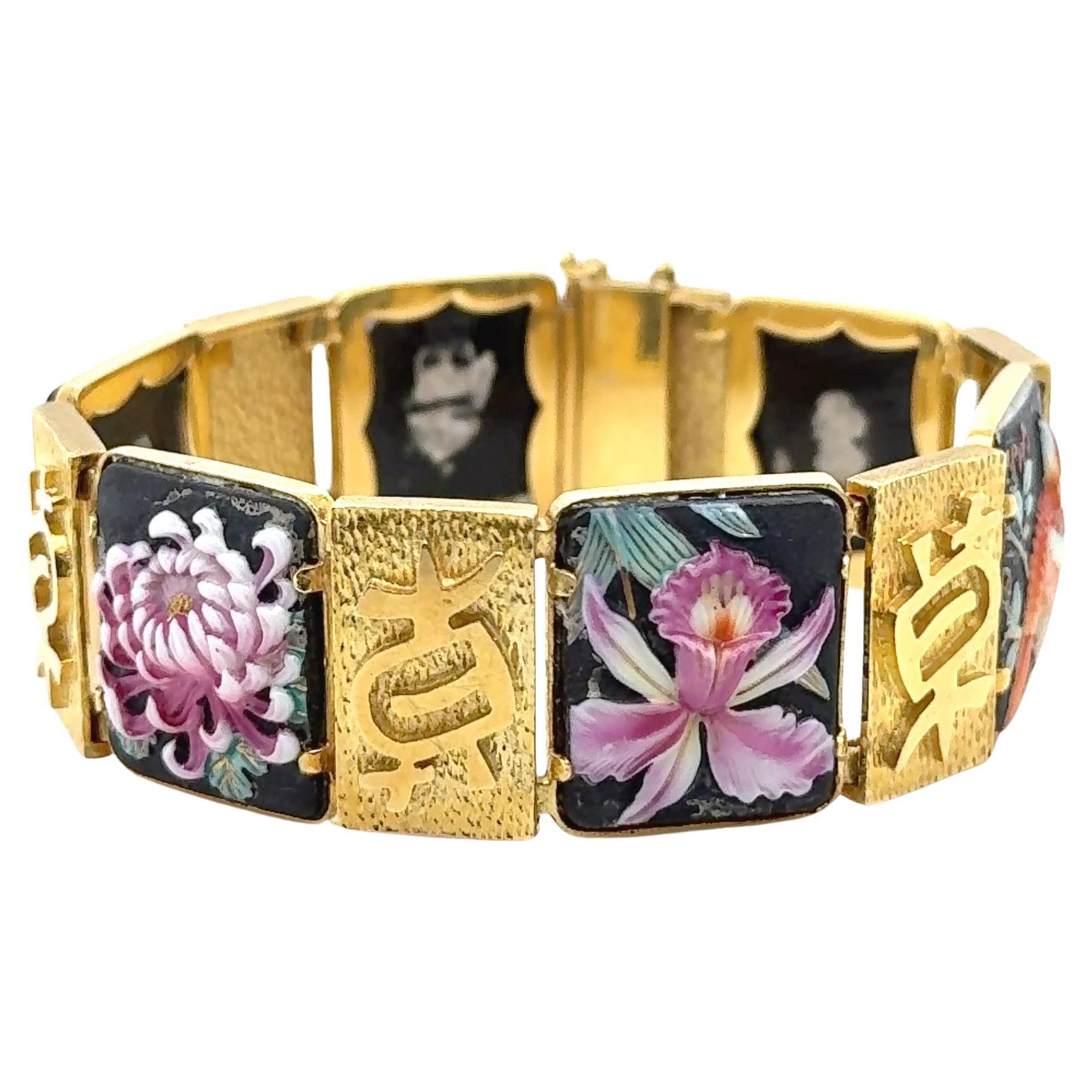 Bracelet en or jaune 18 carats en émail japonais Kanji avec symbole de longévité en vente