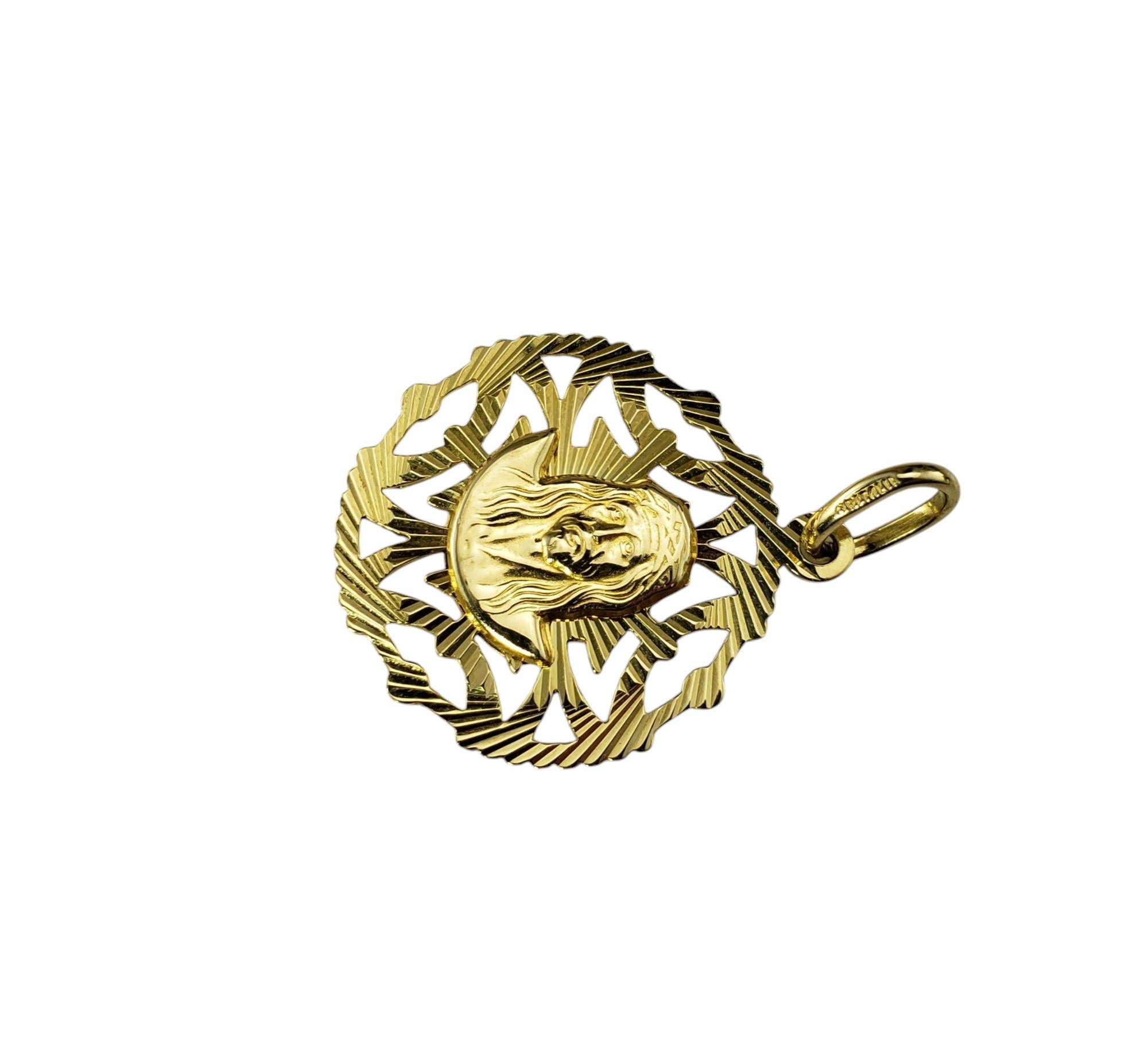 Women's 18 Karat Yellow Gold Jesus and Virgin Mary Reversible Pendant #20347 For Sale
