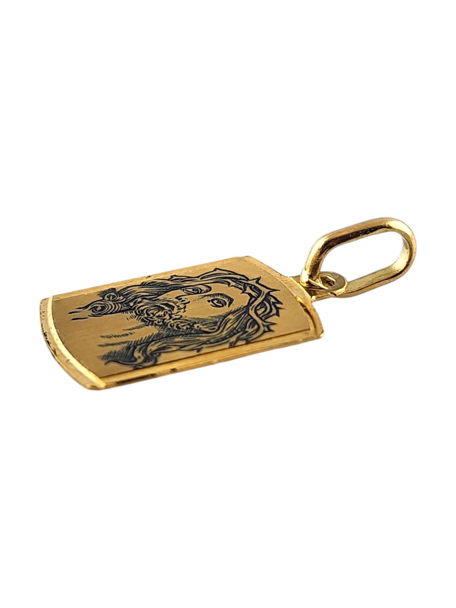 18 Karat Yellow Gold Jesus Christ Tag Pendant 

This beautiful Jesus Christ tag pendant was meticulously crafted from 18K yellow gold for a gorgeous finish!

Size: 19.97mm X 13.33mm
Length w/ bail: 25.78mm

Weight: 0.98 dwt/ 1.52 g

Hallmark: