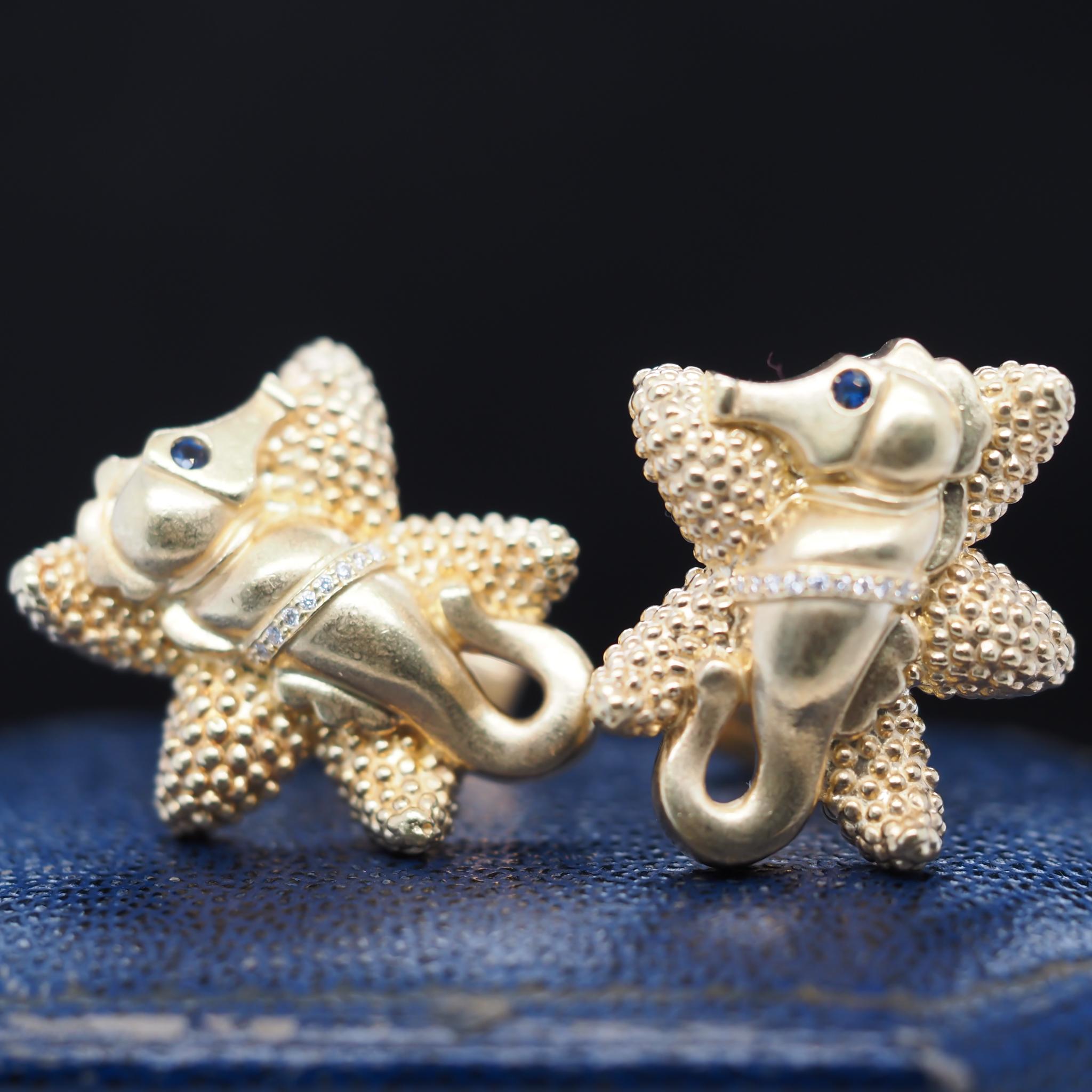 Metal Type: 18K Yellow and 14K Yellow Gold Hinge [Hallmarked, and Tested]
Weight: 22.5 grams

Natural sapphire eyes and natural diamonds running across both cufflinks.

Measurement: Seahorse measures 1 inch long

Condition: Excellent