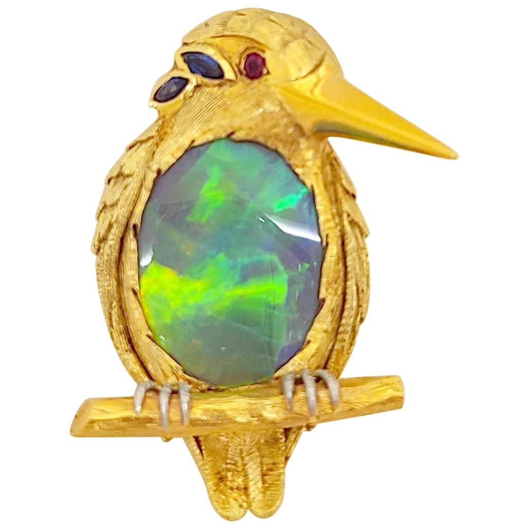 18 Karat Yellow Gold King Puffin Brooch with 12.44 Carat Black Opal Center For Sale