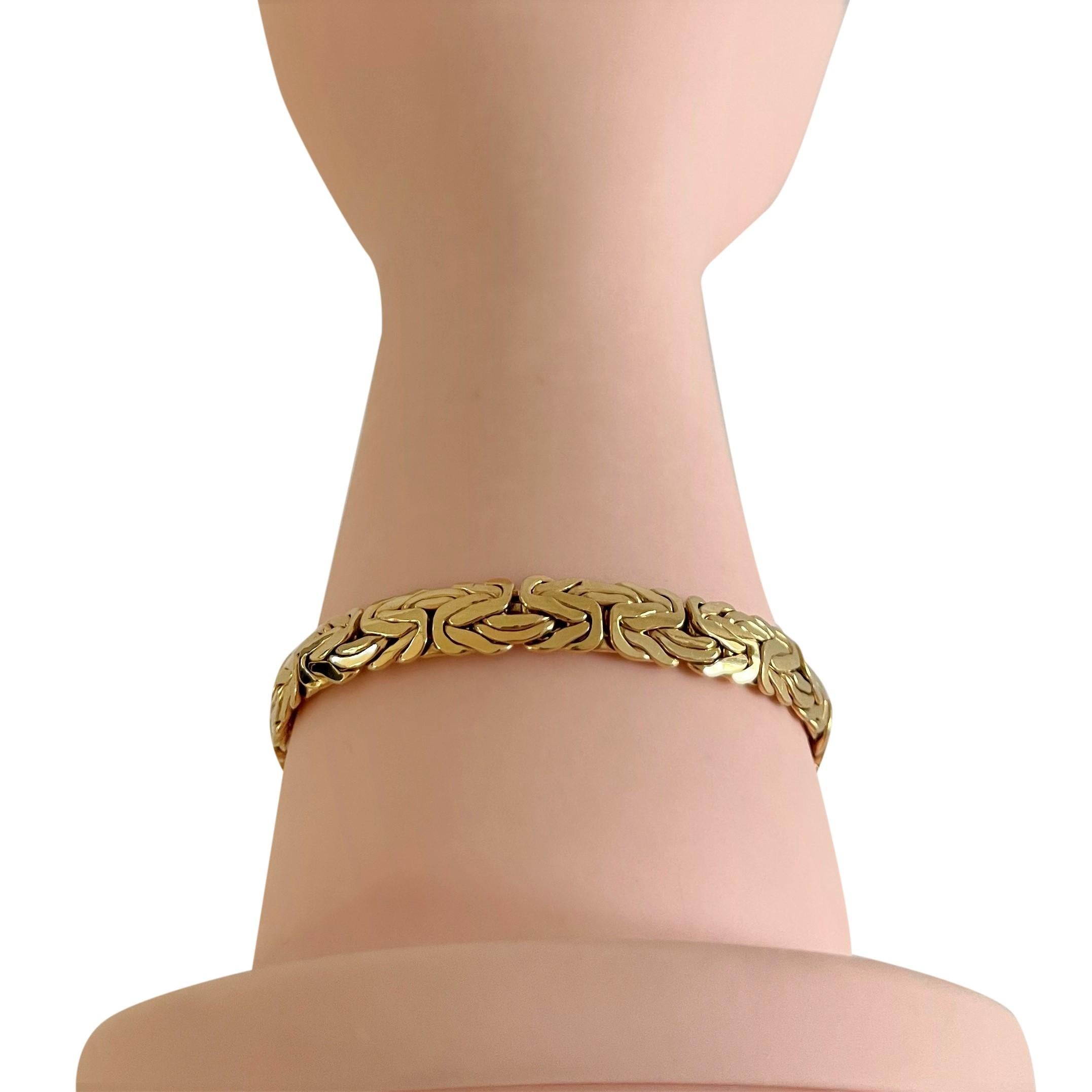 18 Karat Yellow Gold Ladies Byzantine Link Bracelet 3