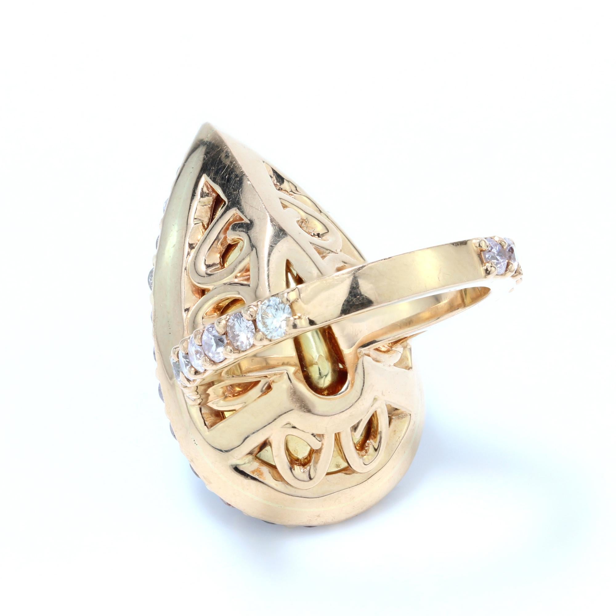18 Karat Yellow Gold Ladies Ring with Natural Tanzanite of 14.38 Carat For Sale 5