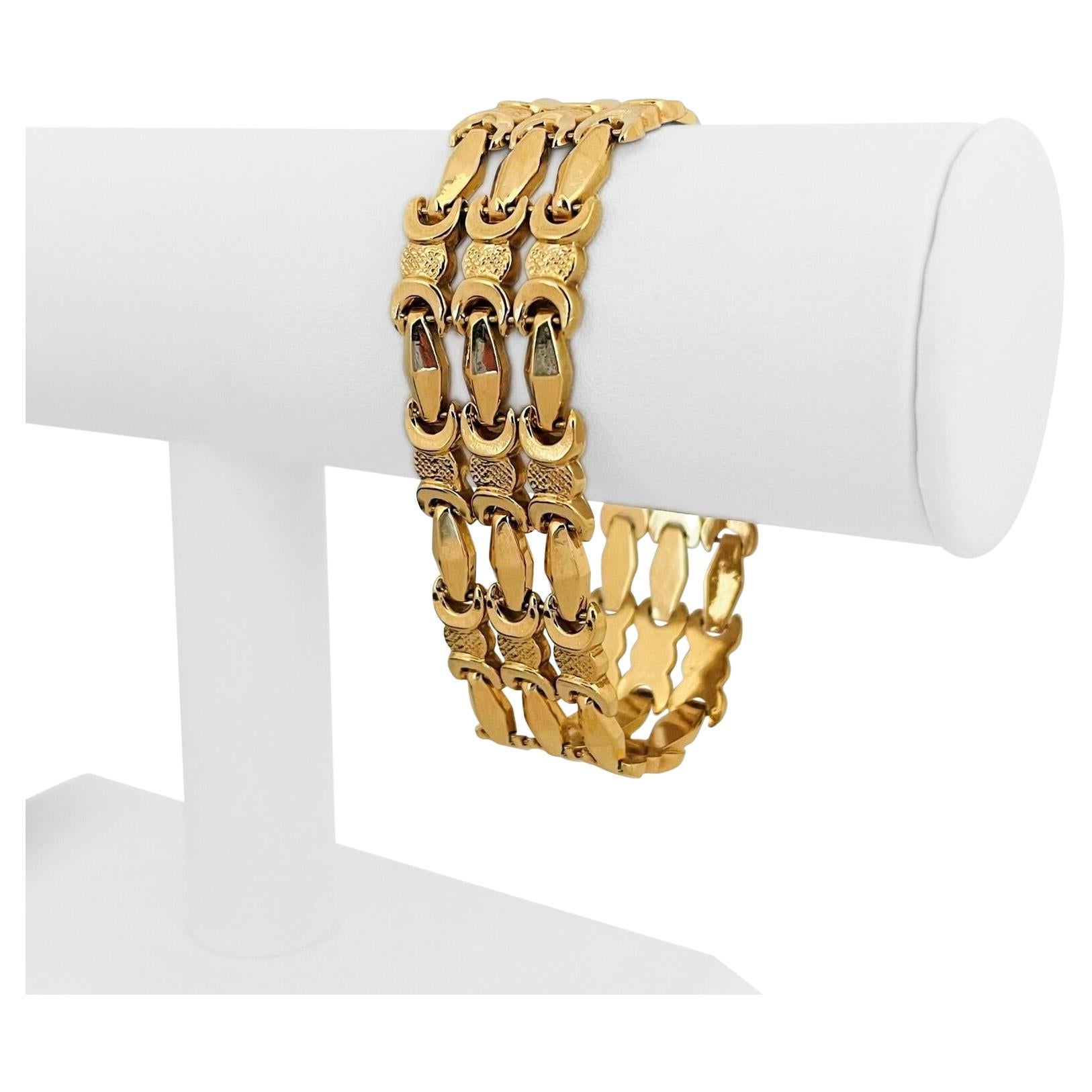 Fancy Yellow Radiant Cut Diamond Ladies Bracelet For Sale at 1stDibs