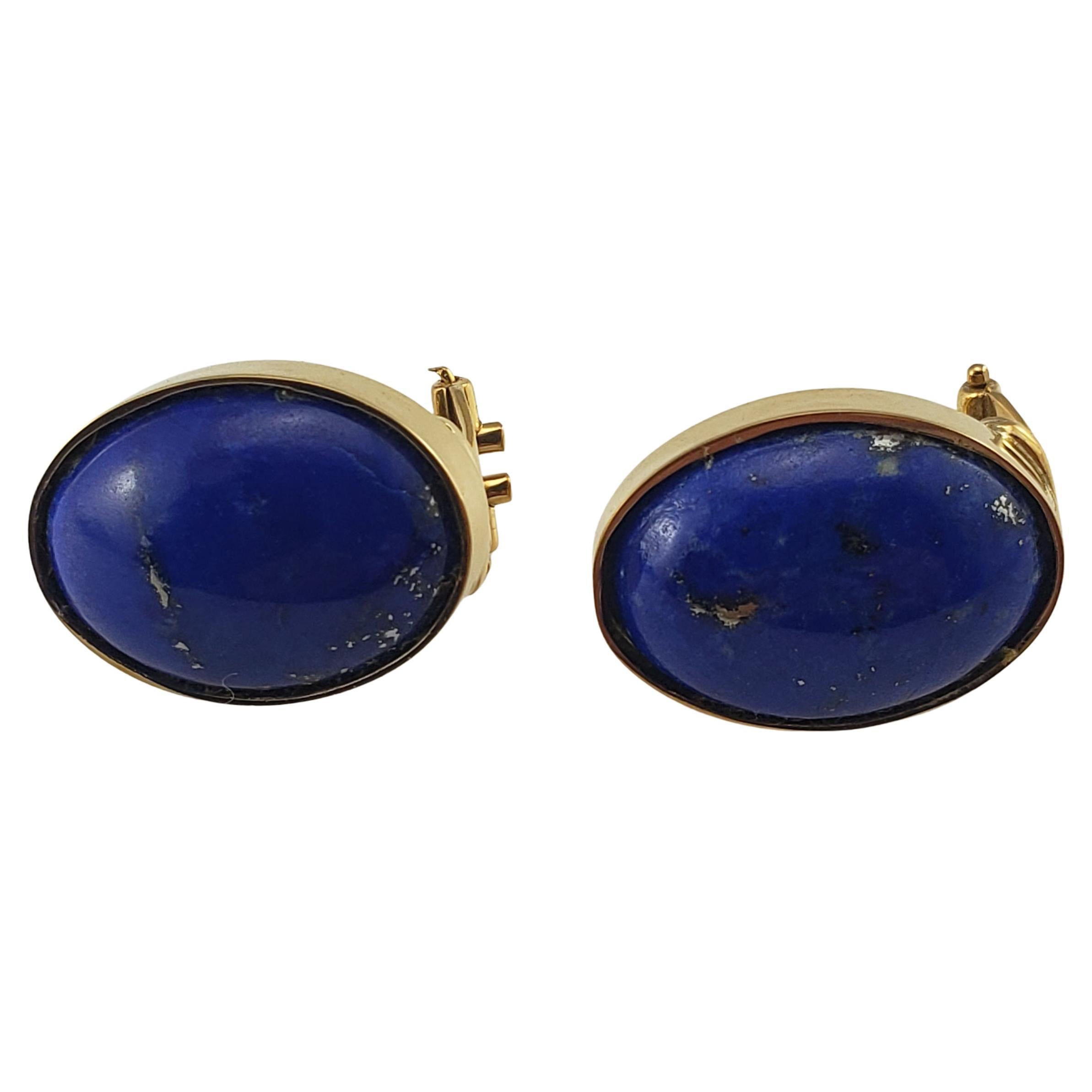 Boucles d'oreilles en or jaune 18 carats et lapis-lazuli en vente