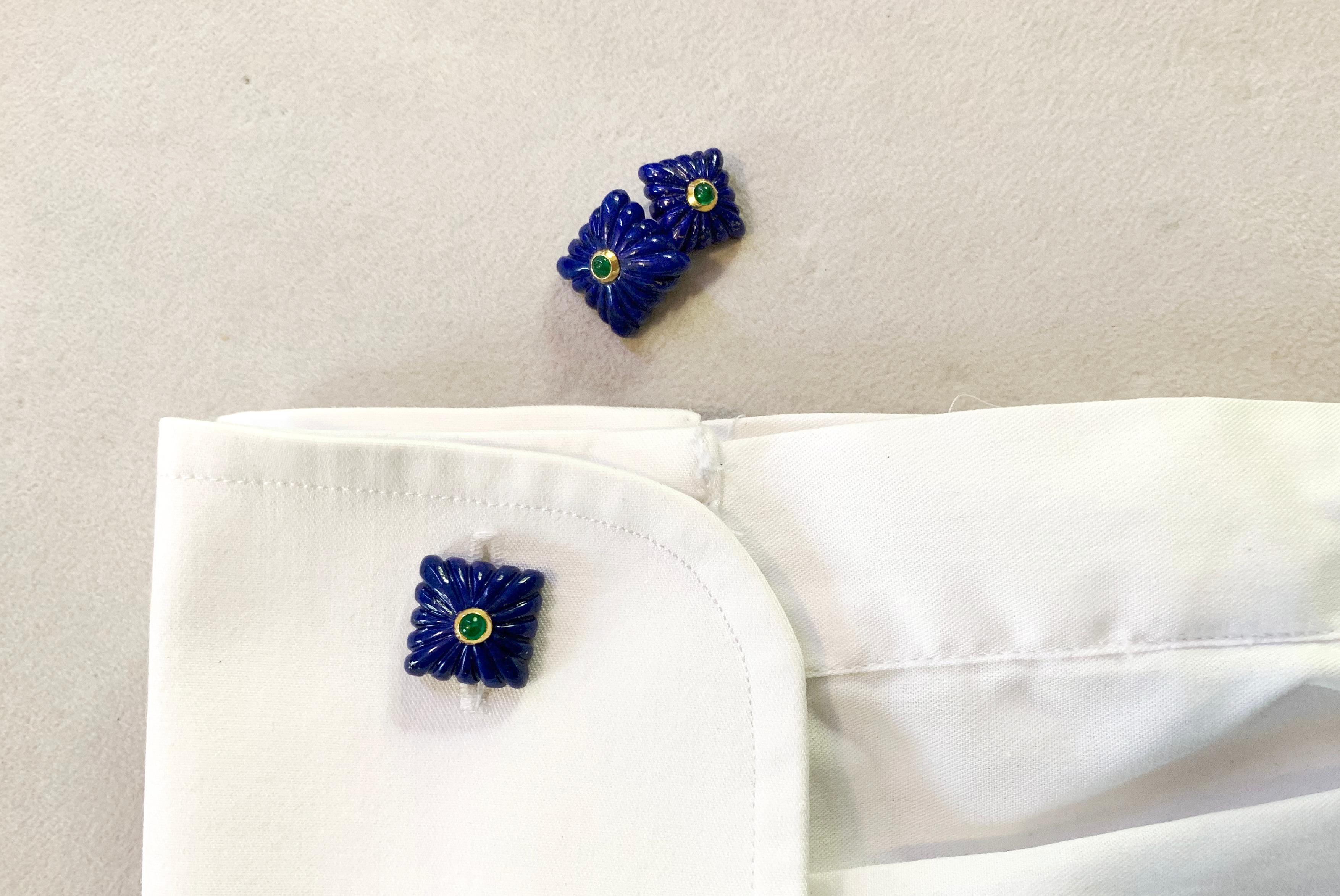 18 Karat Yellow Gold Lapis Lazuli Emeralds Squared Carved Cufflinks 1