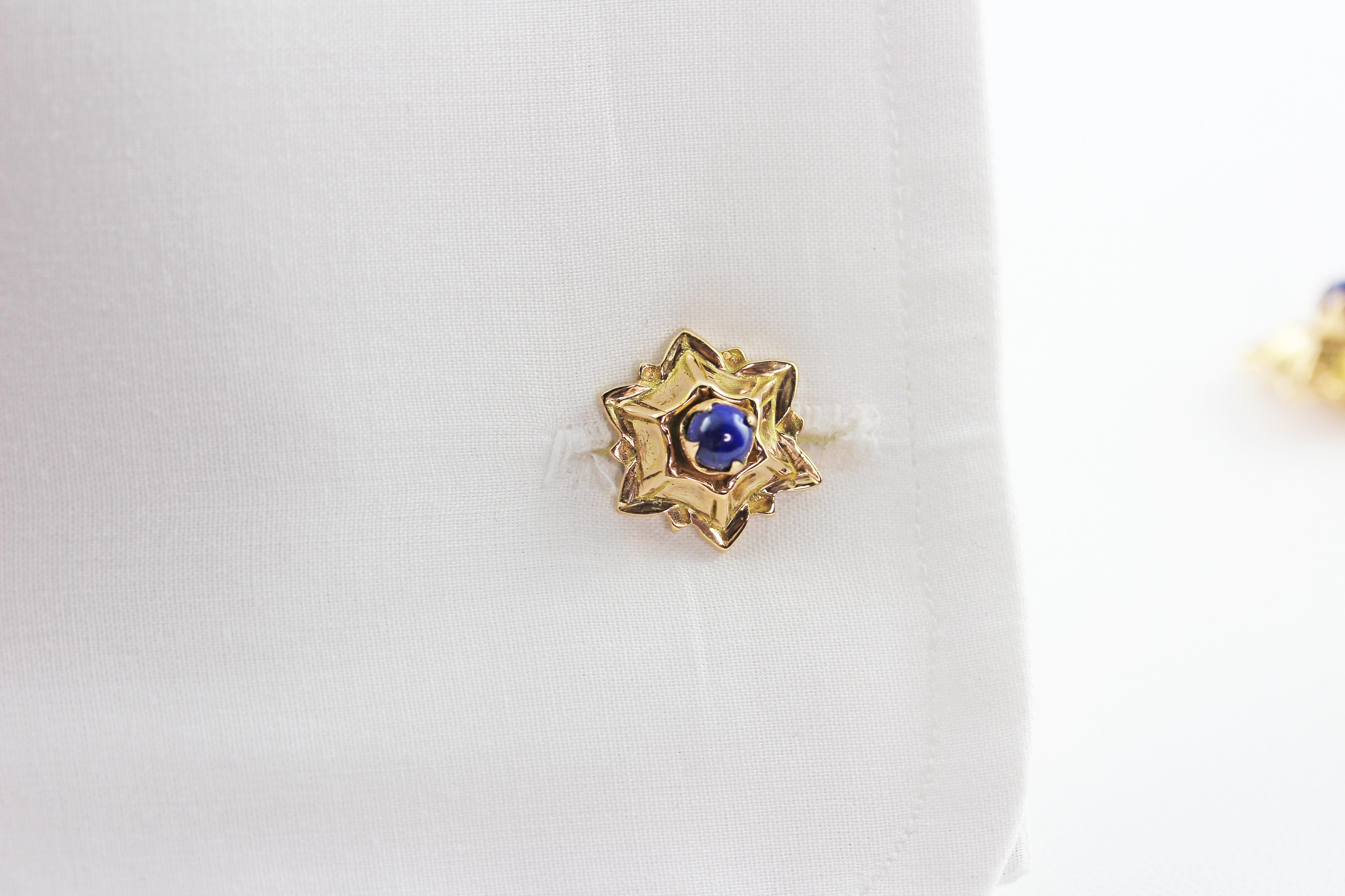 18 Karat Yellow Gold Lapis Lazuli Stars Mid 20th Century Cufflinks In Good Condition For Sale In Milano, IT