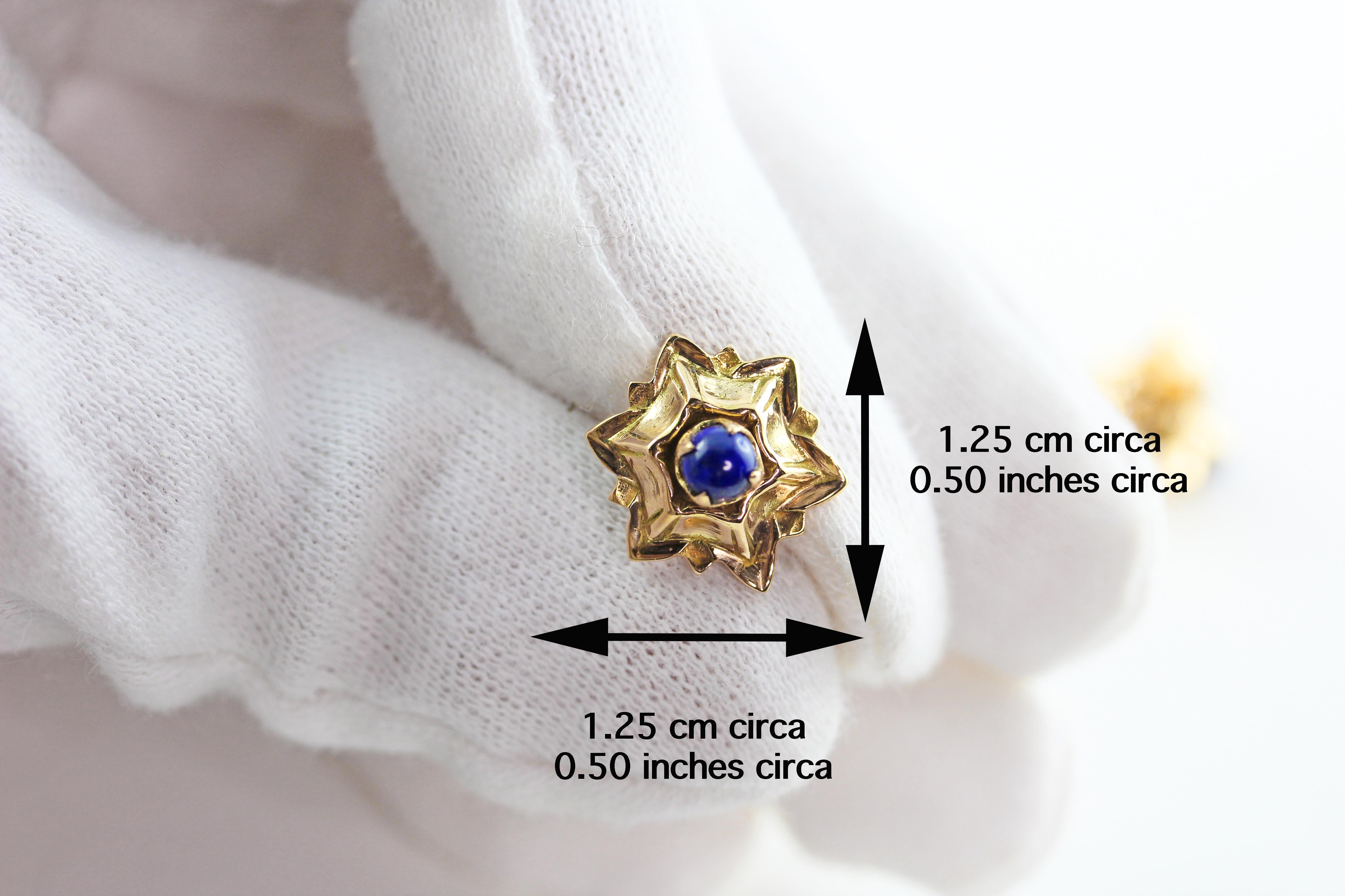 18 Karat Yellow Gold Lapis Lazuli Stars Mid 20th Century Cufflinks For Sale 1