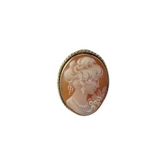 18 Karat Yellow Gold Large Cameo Ring Size 7.25 #21129