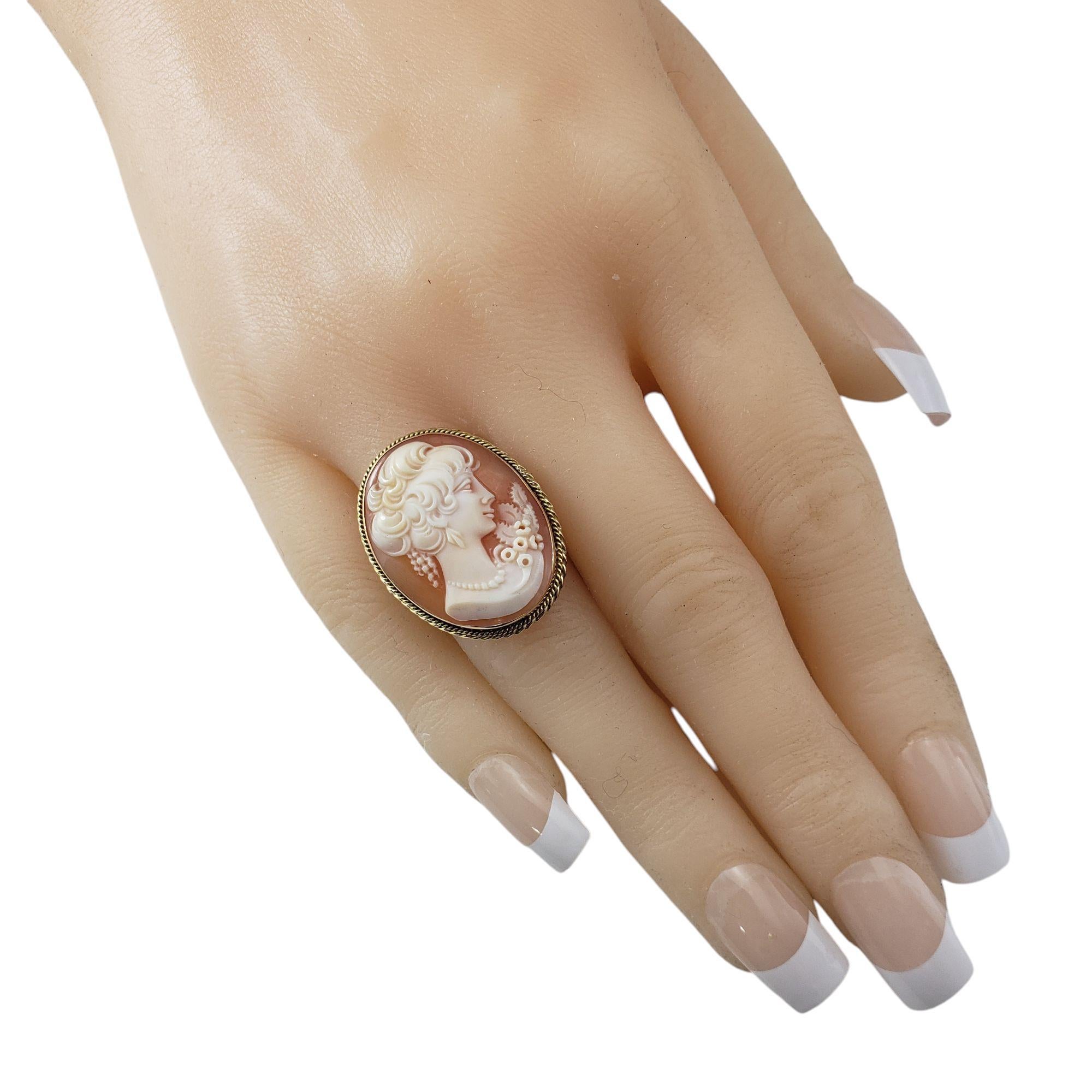 18 Karat Yellow Gold Large Cameo Ring Size 7.25 #21129 For Sale 2