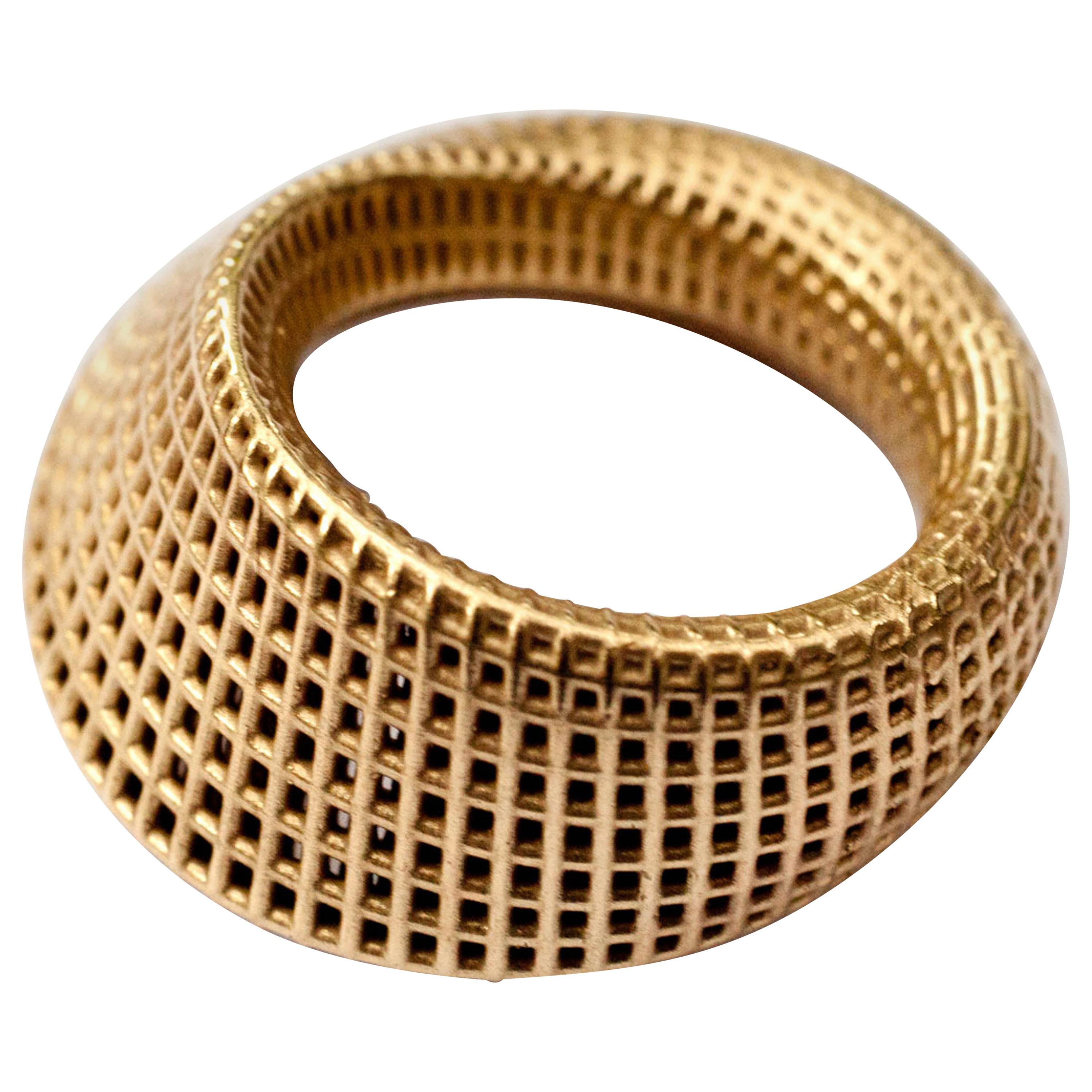18 Karat Yellow Gold, Large Mobius #2 Ring