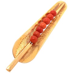 18 Karat Yellow Gold Leaf Design Brooch with Seven Round Coral