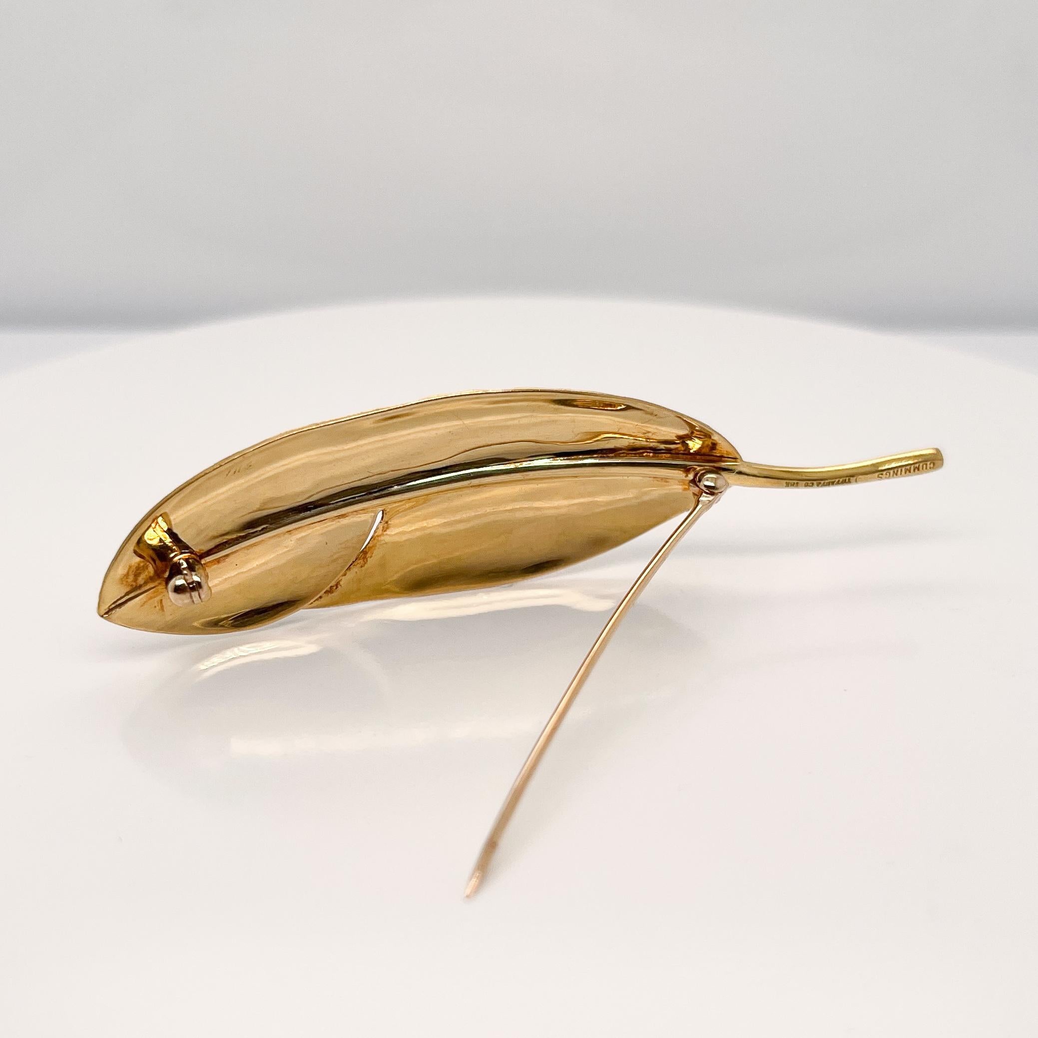 18 Karat Yellow Gold Leaf or Feather Brooch by Angela Cummings for Tiffany & Co. For Sale 4