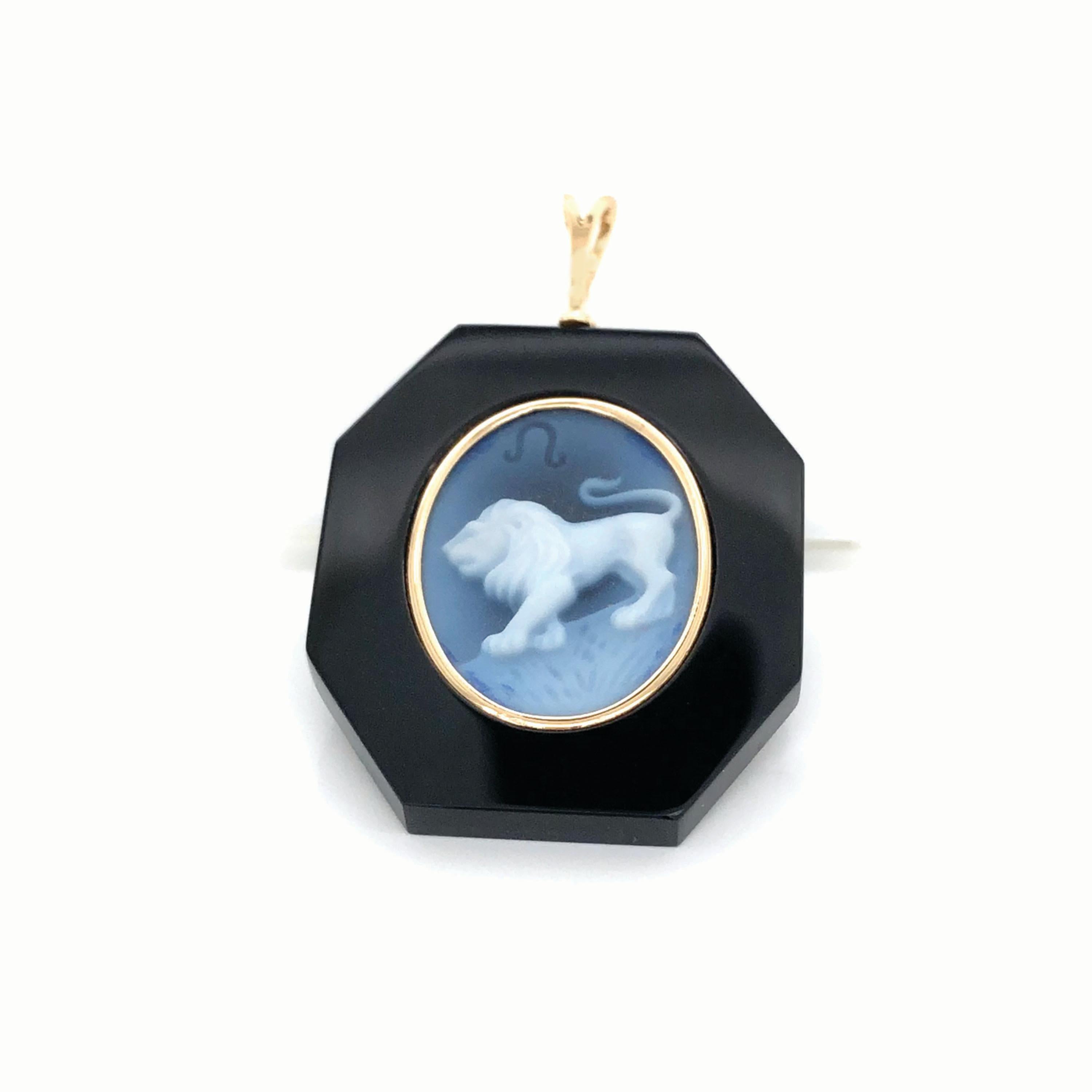 18 Karat Yellow Gold Leo Zodiac Agate Cameo Black Onyx Pendant Necklace For Sale 3