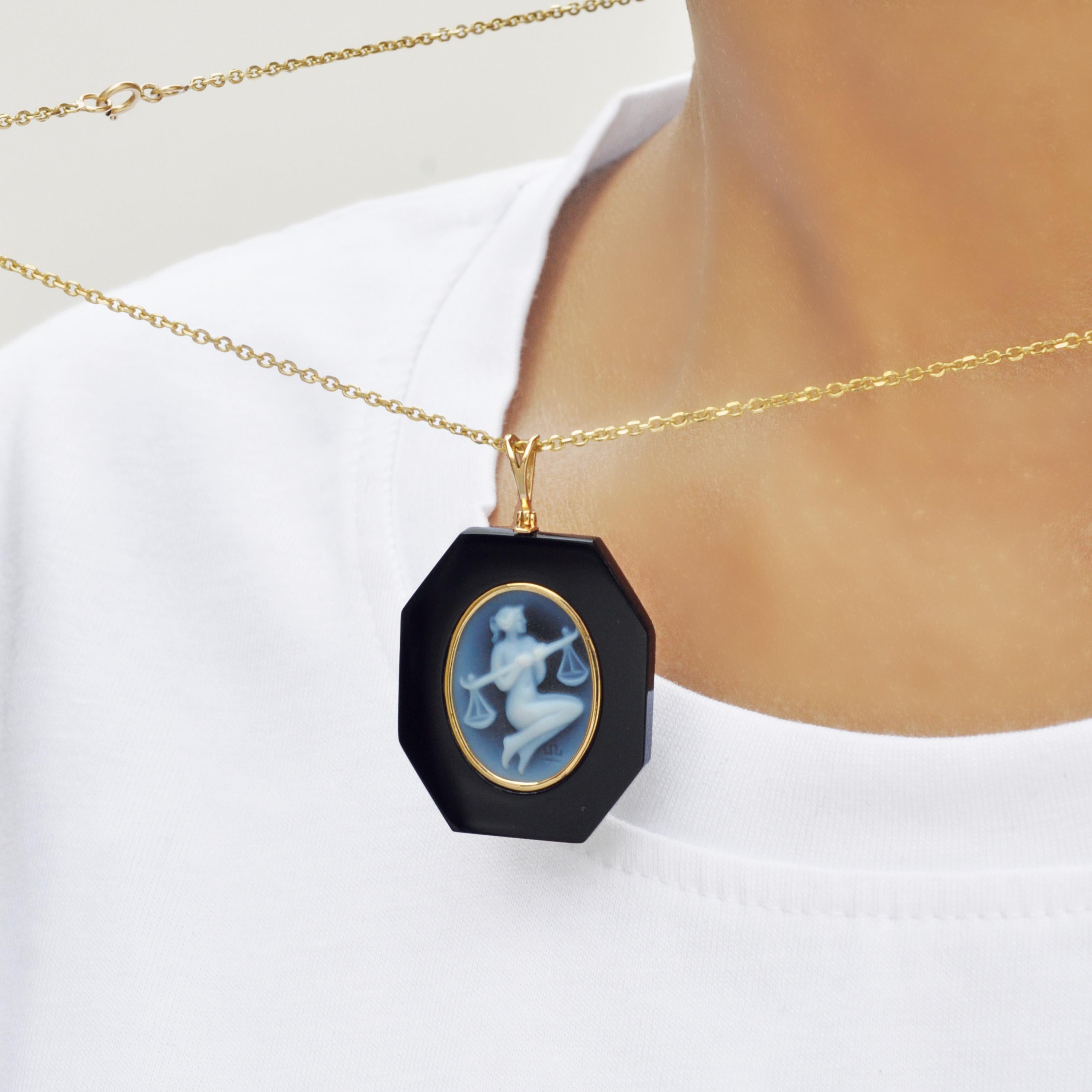 18 Karat Yellow Gold Libra Zodiac Agate Cameo Black Onyx Pendant Necklace For Sale 1