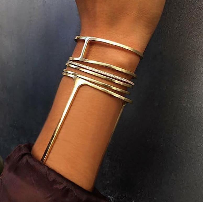 18 Karat Yellow Gold One Liner Cuff 1