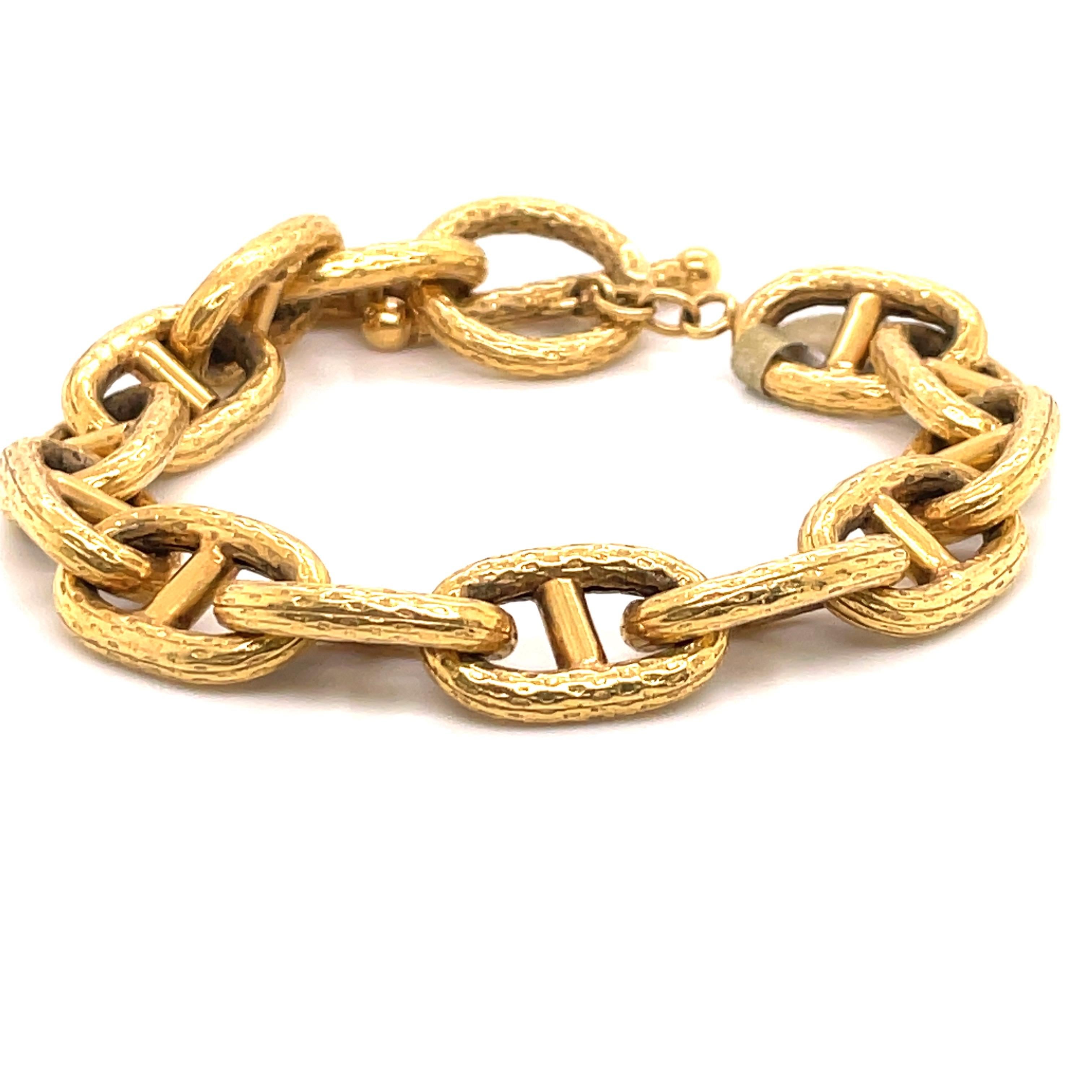 18 Karat Yellow Gold Link Bracelet 32.8 Grams In New Condition In New York, NY