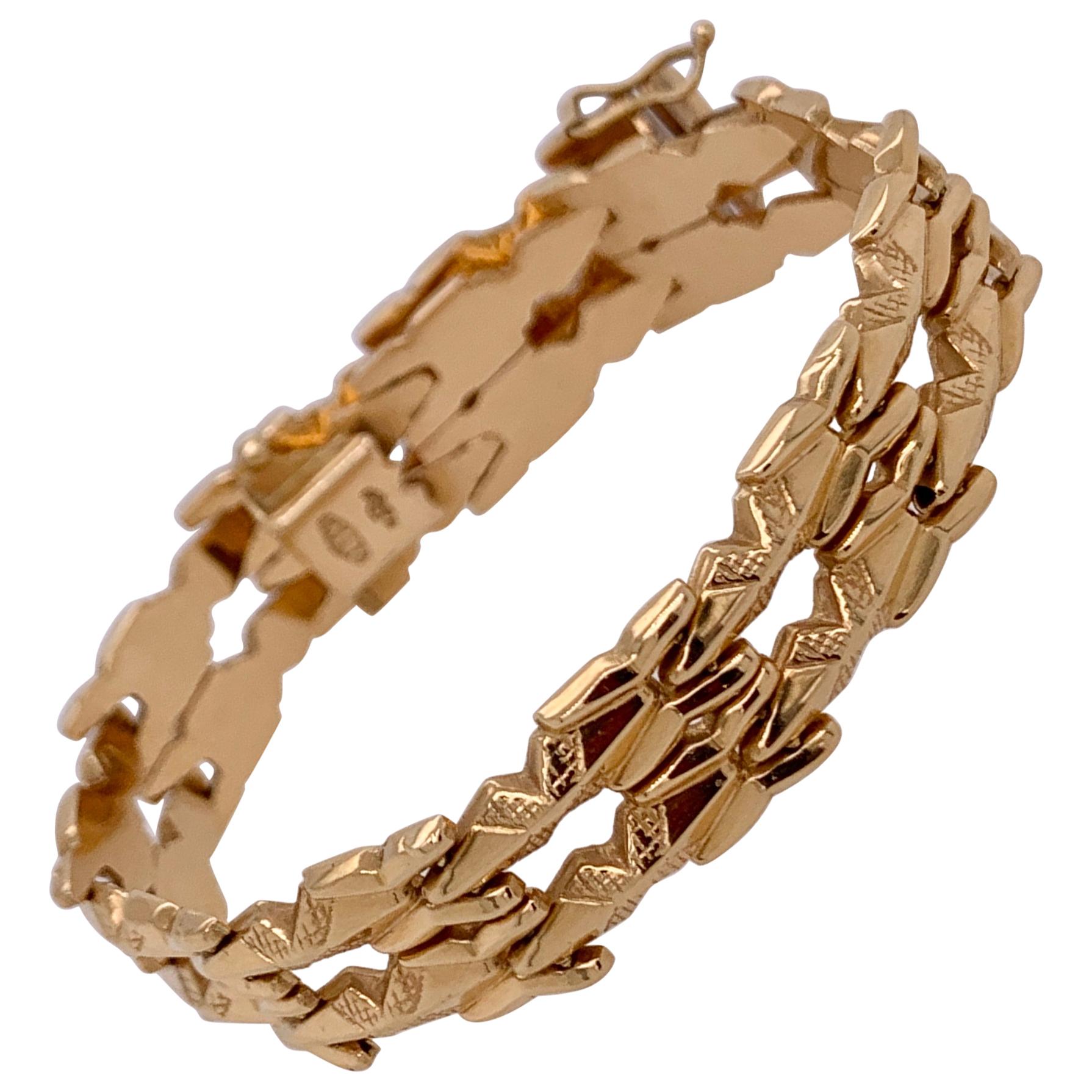 18 Karat Yellow Gold Link Bracelet For Sale
