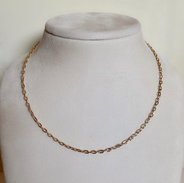 This chain necklace is made of 18 Karat yellow gold.
Ideal to wear with pendants, layered with other chains or just on its own.
Gauge/Width: 2.3 mm
Length: 40.00 cm 
Hallmark: London’s  Goldsmiths’ Company –  Assay Office ( Laser mark ) 
All our
