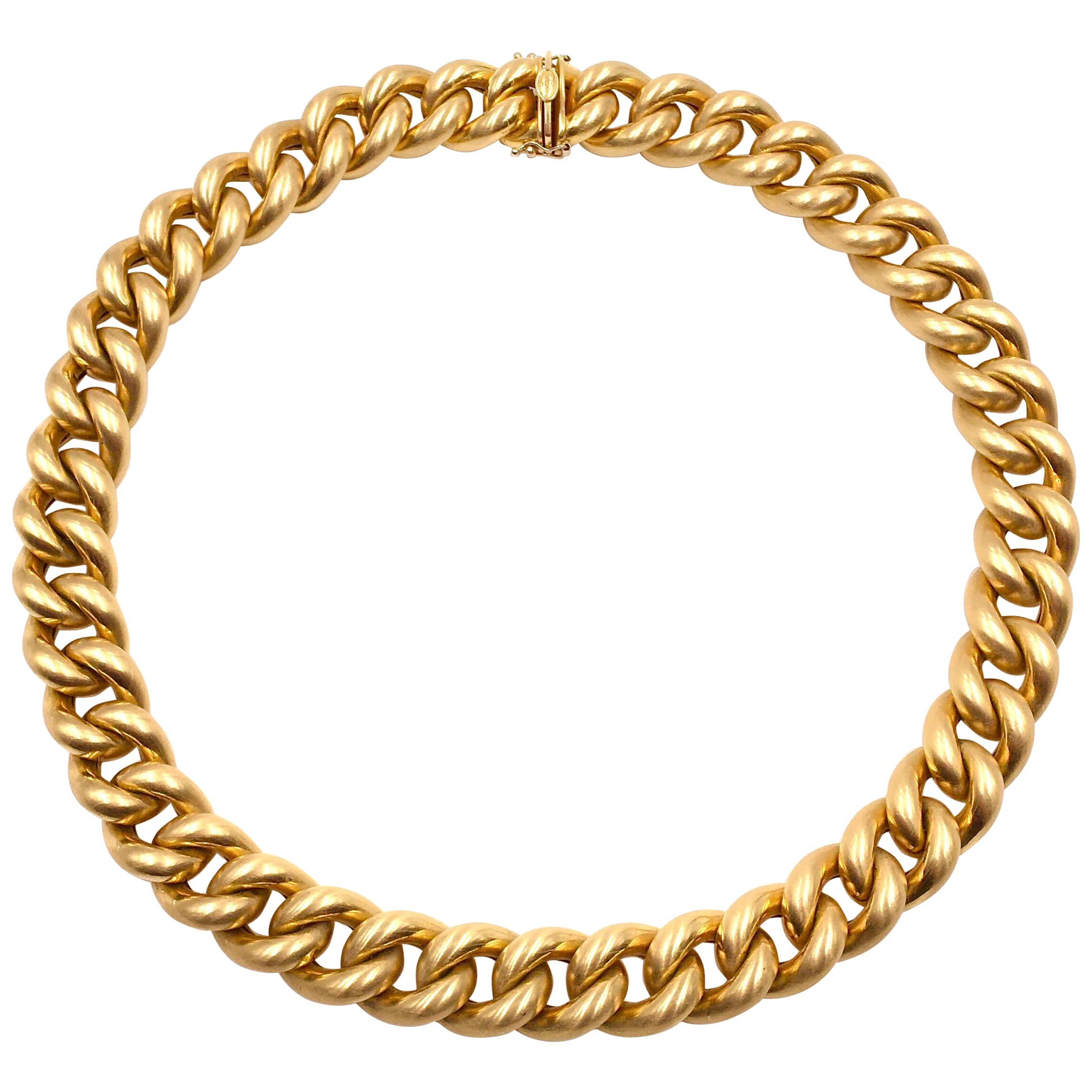 18 Karat Yellow Gold Necklace For Sale at 1stDibs