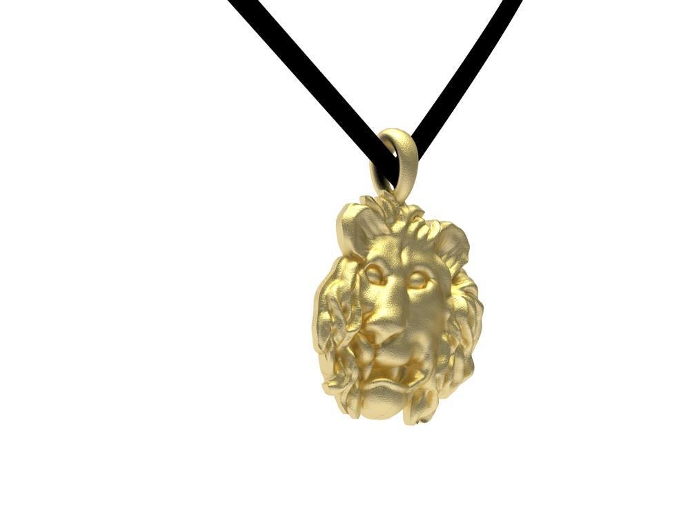 Collier pendentif lion en or jaune 18 carats avec pendentif Unisexe en vente