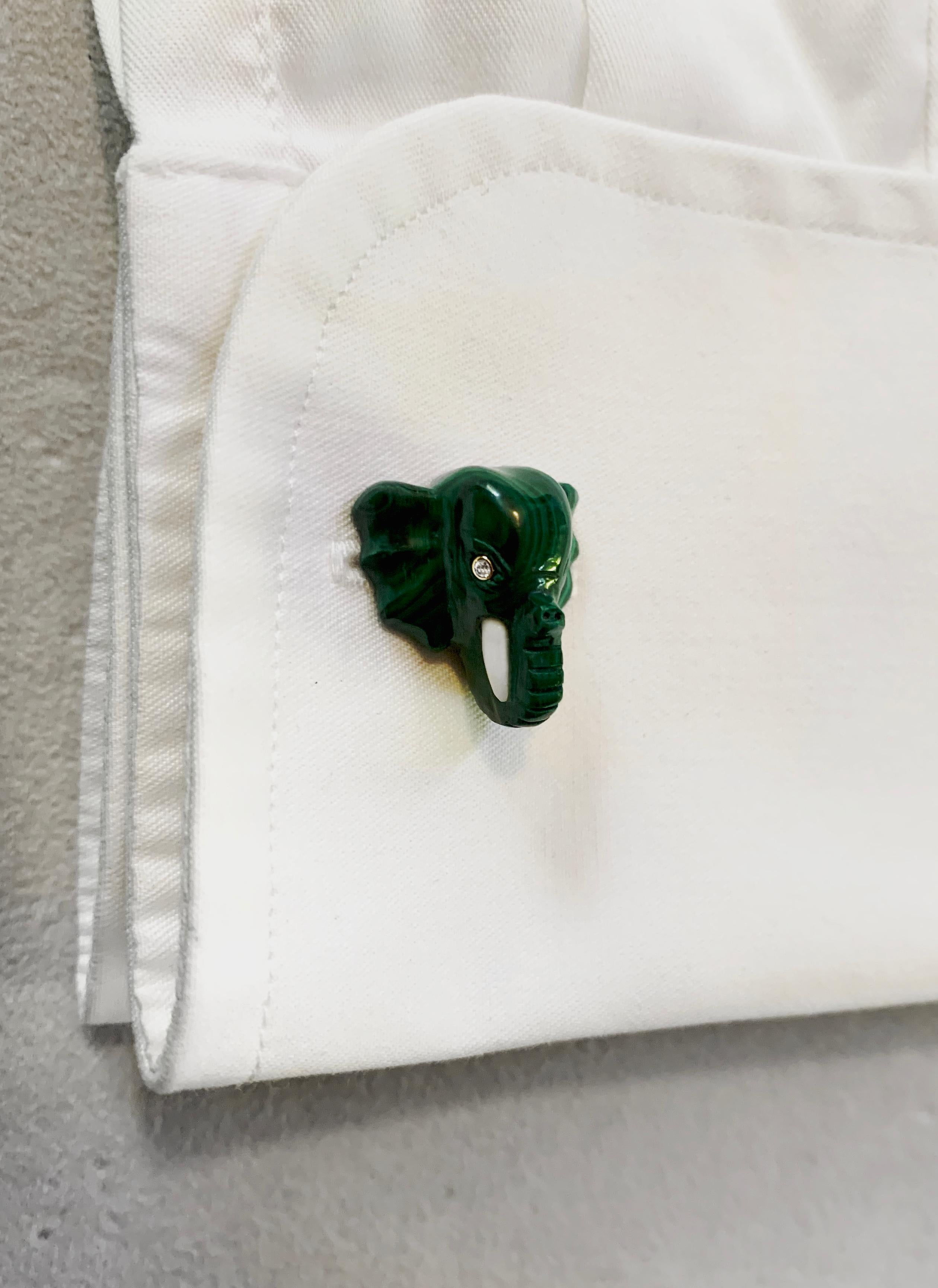 18 Karat Yellow Gold Malachite Elephant Heads White Diamonds Cufflinks In New Condition In Milano, IT