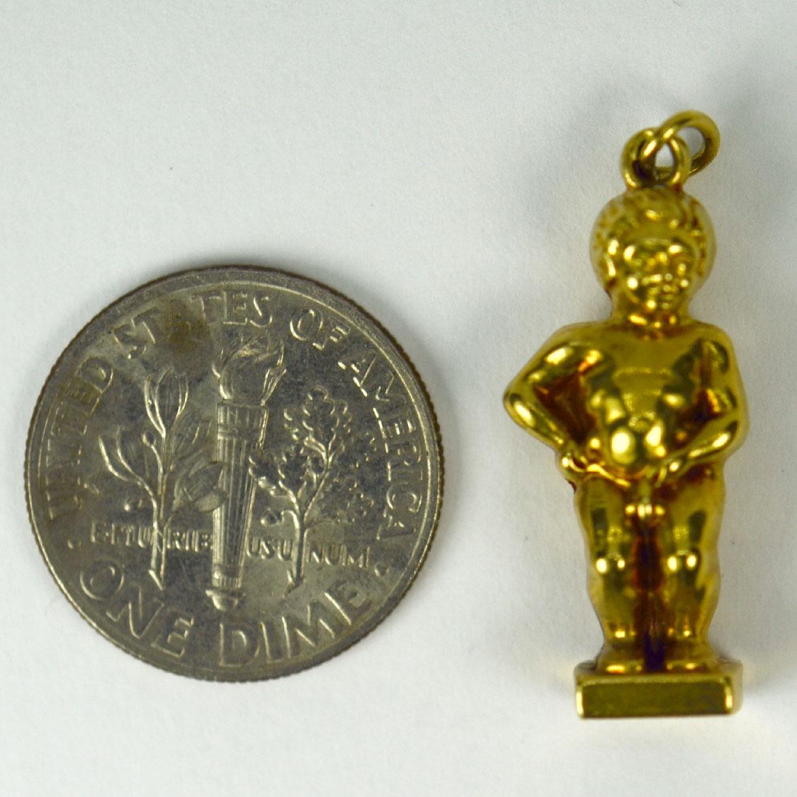 18 Karat Yellow Gold Manneken Pis Charm Pendant 2