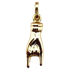 18 Karat Yellow Gold Mano Cornuto Good Luck Hand Charm #23184