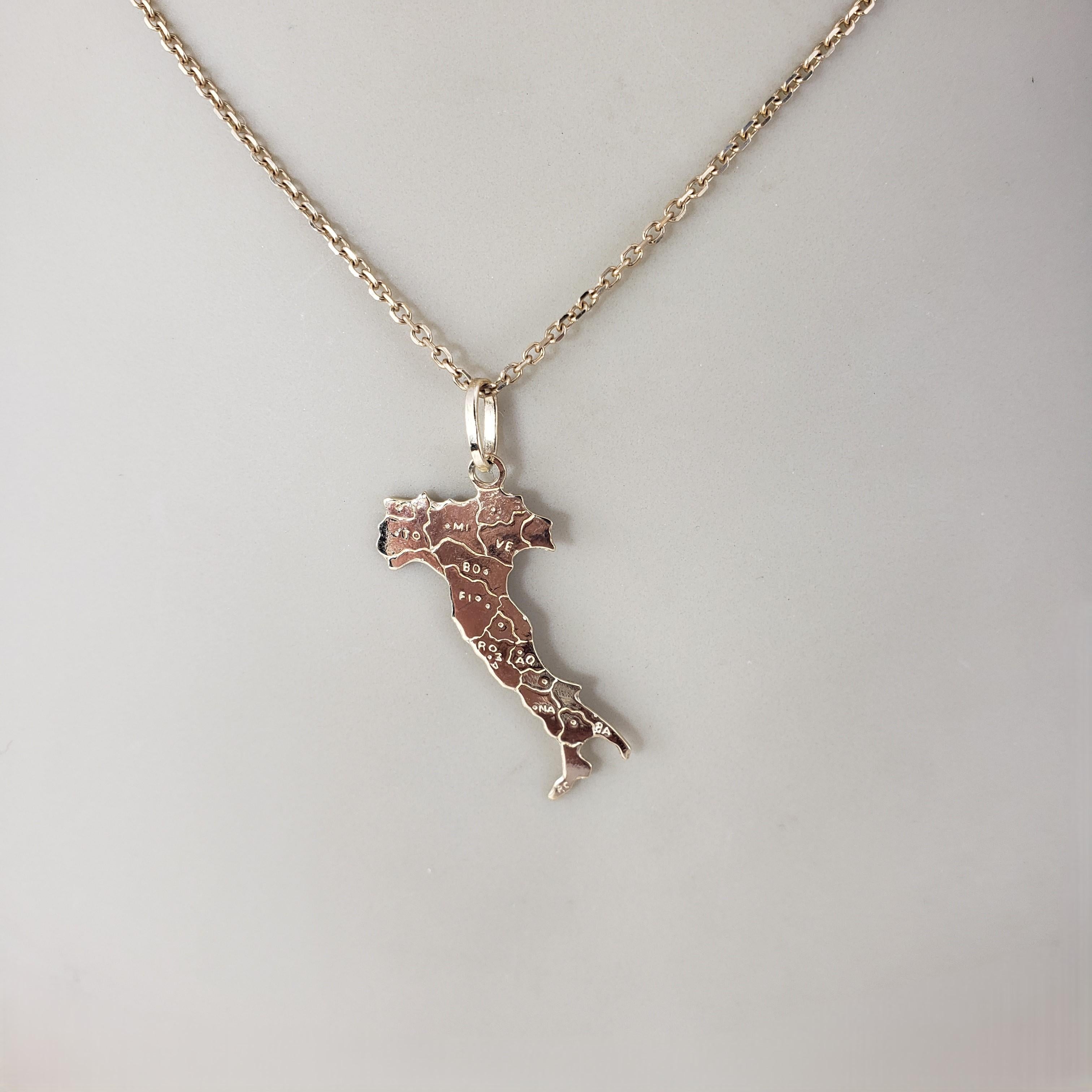 18 Karat Yellow Gold Map of Italy Charm Pendant #19163 3
