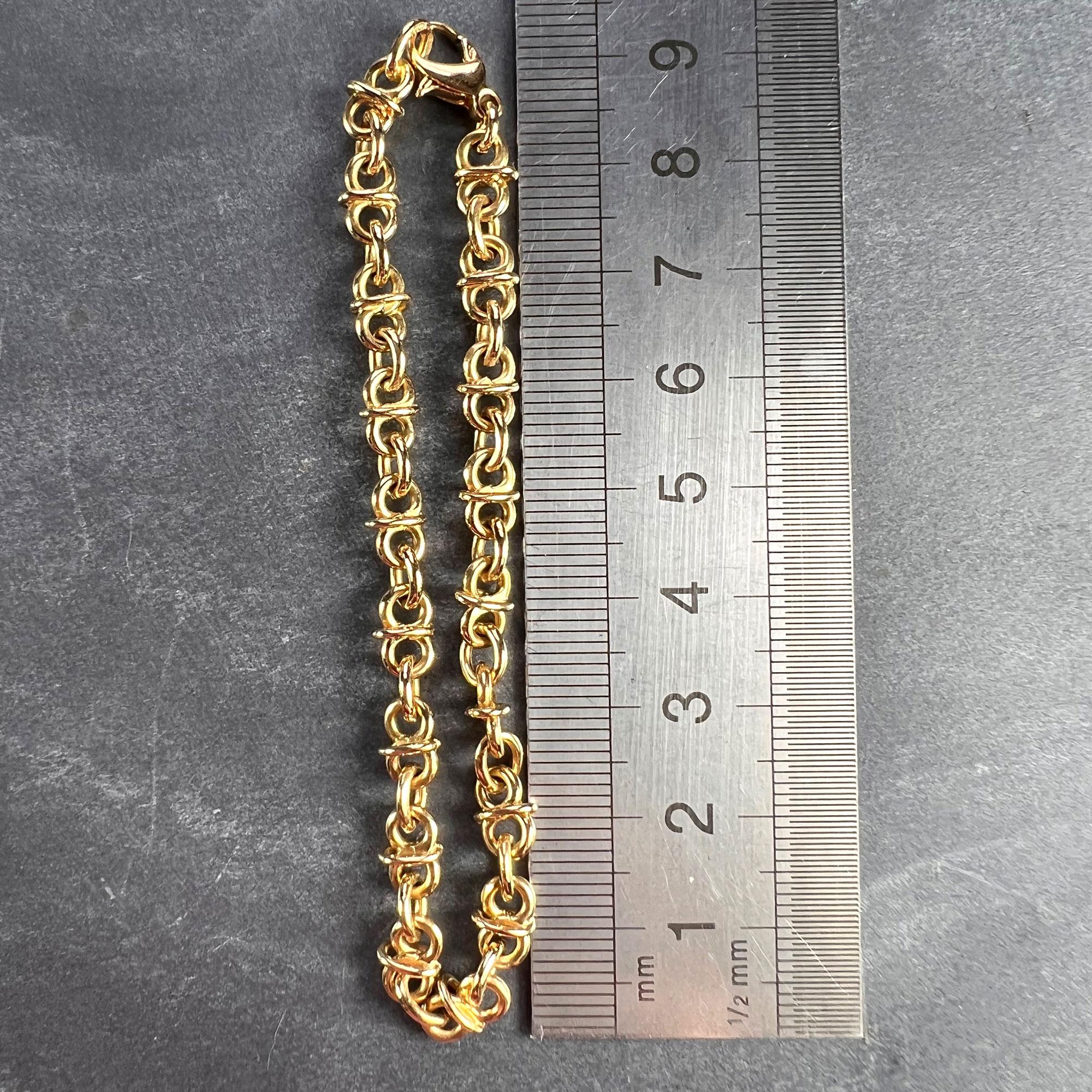 18 Karat Yellow Gold Mariner Chain Link Bracelet For Sale 4