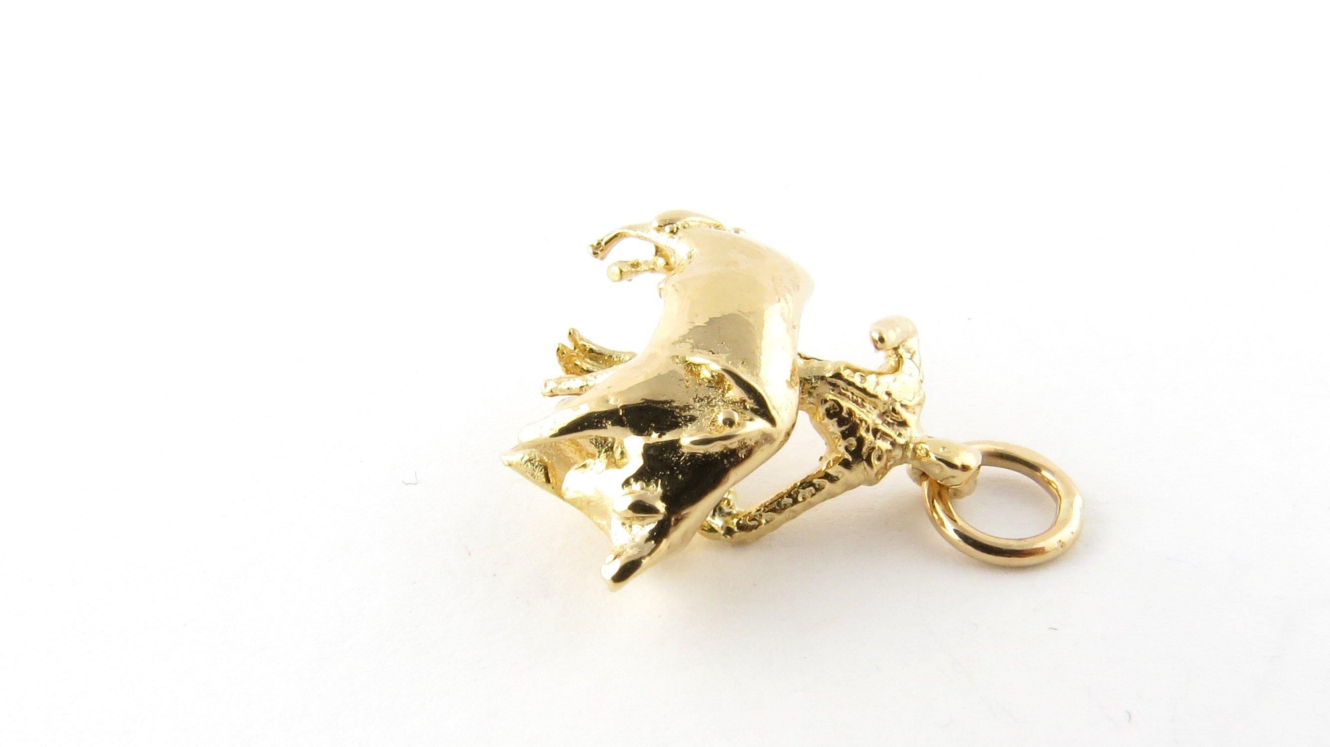 18 Karat Yellow Gold Matador and Bull Charm 2