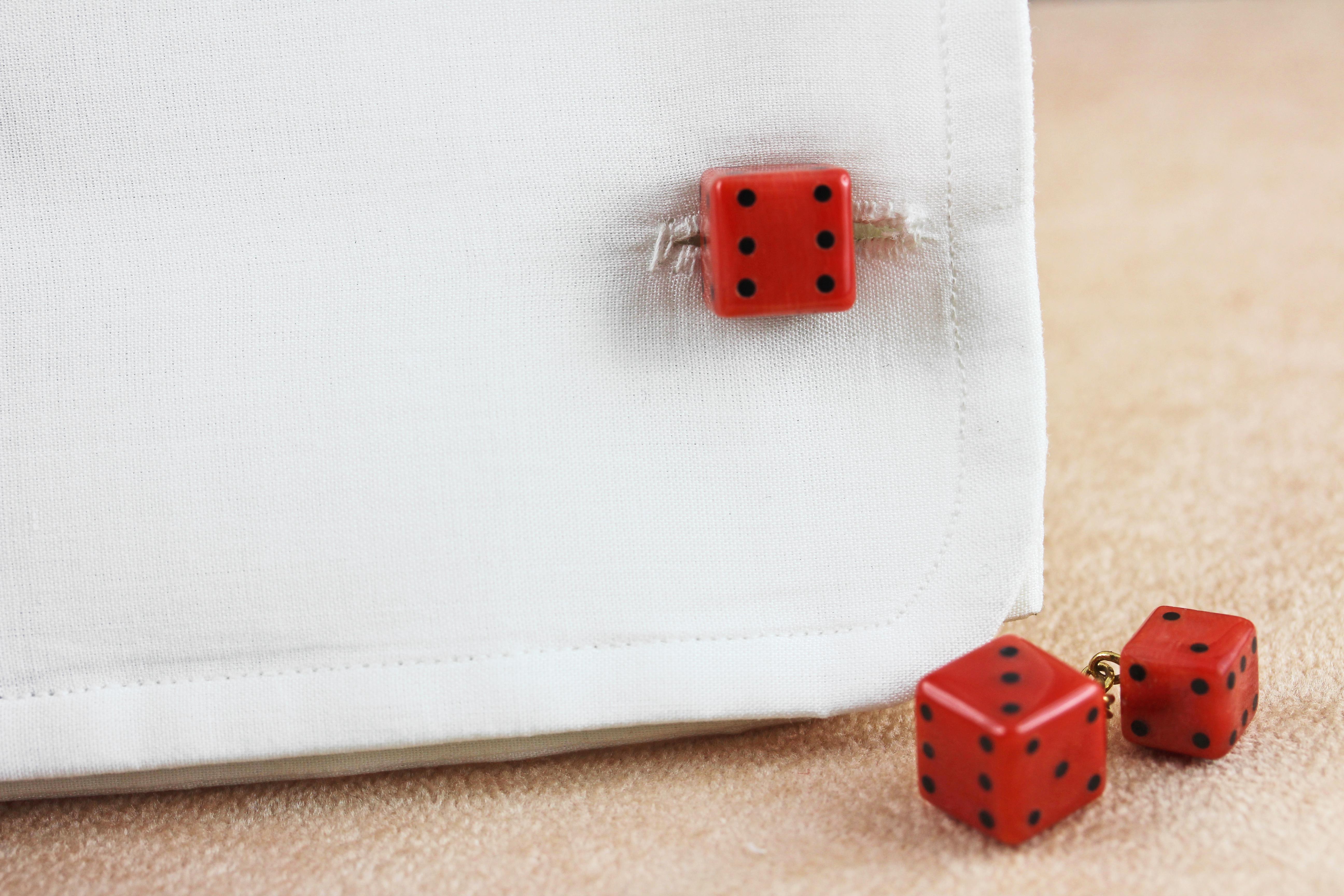 Mixed Cut 18 Karat Yellow Gold Mediterranean Coral Onyx Playing Dice Cufflinks For Sale