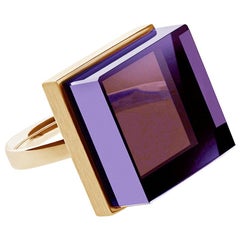 18 Karat Yellow Gold Men Art Deco Style Ring with Amethyst, Featured in Vogue