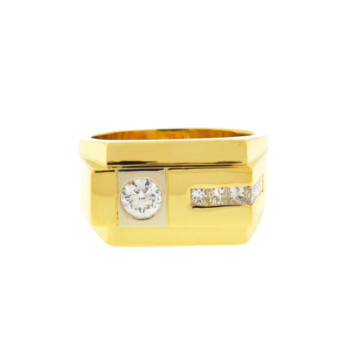 18 Karat Yellow Gold Men's Diamond Band Ring .80 Carat