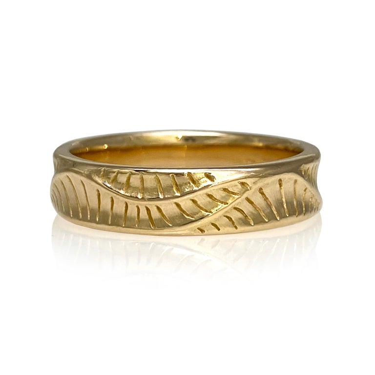 For Sale:  Small 18 Karat Yellow Gold Men's Wave Crest Ring from K.Mita 2