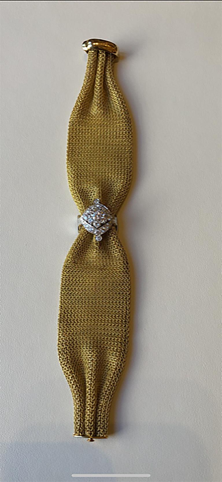 Yellow Gold Mesh Bracelet 18 Karat In Fair Condition For Sale In New Orleans, LA