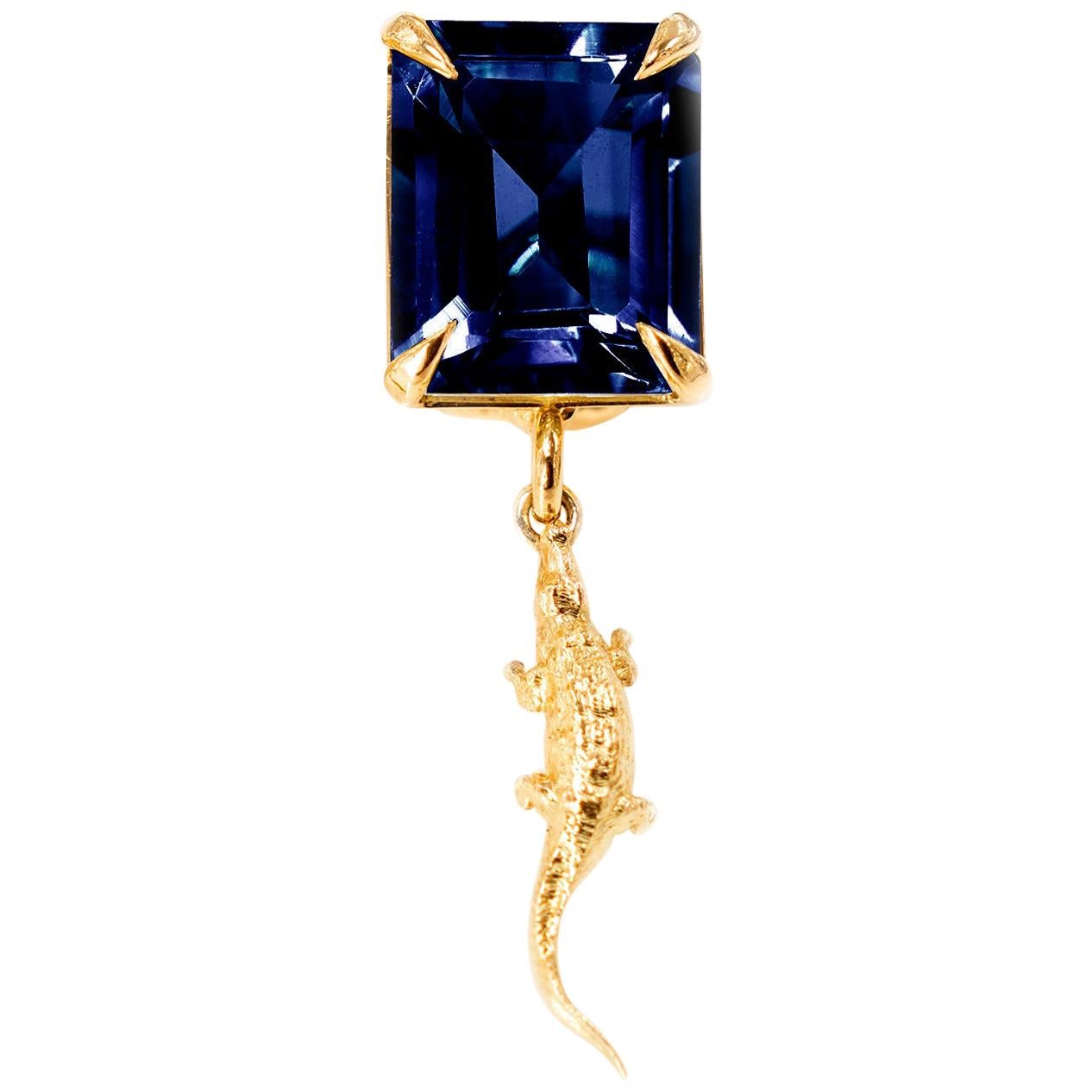 18 Karat Yellow Gold Mesopotamia Contemporary Brooch with Blue Sapphire