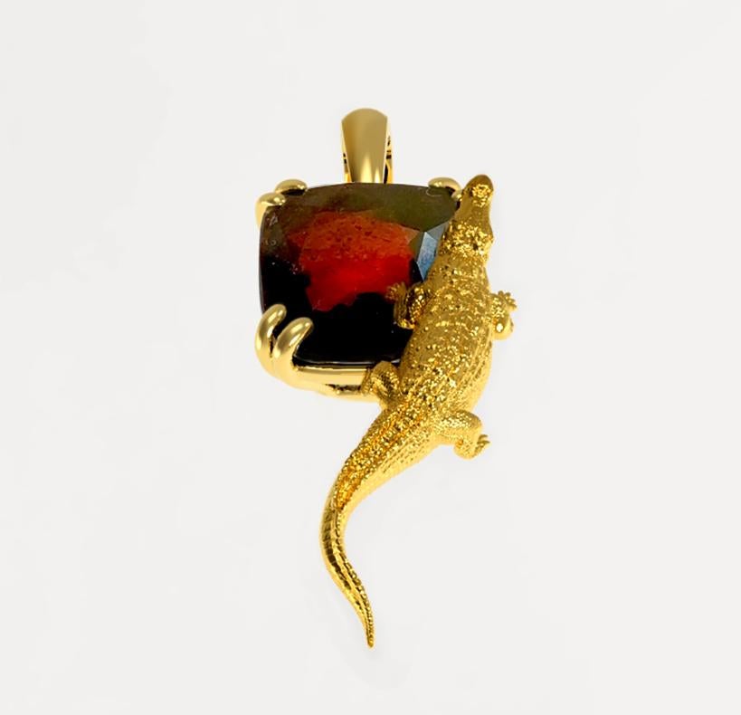 Eighteen Karat Yellow Gold Mesopotamian Pendant Necklace with Pink Tourmaline For Sale 2