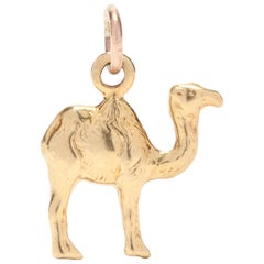 18 Karat Yellow Gold Mini Camel Charm or Pendant