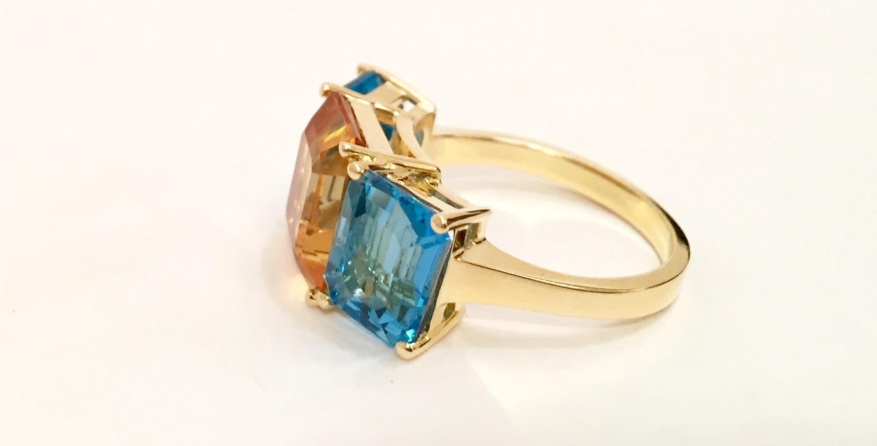 Contemporary 18 Karat Yellow Gold Mini Emerald Cut Ring with Orange Citrine and Blue Topaz For Sale