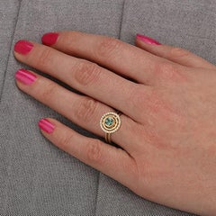 18 Karat Yellow Gold Mint Green Sapphire Diamond Solar Ring