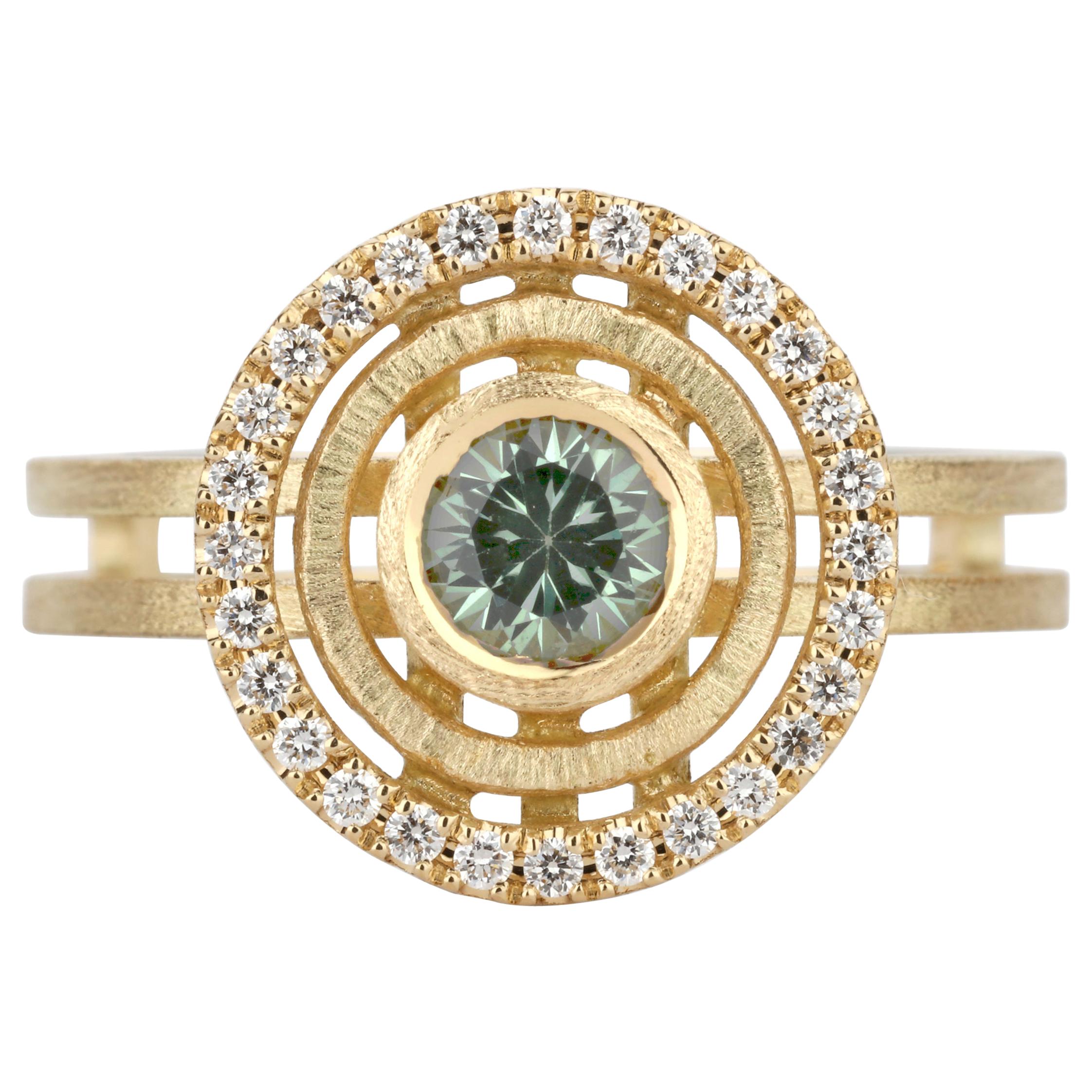18 Karat Yellow Gold Mint Green Sapphire Diamond Solar Ring For Sale