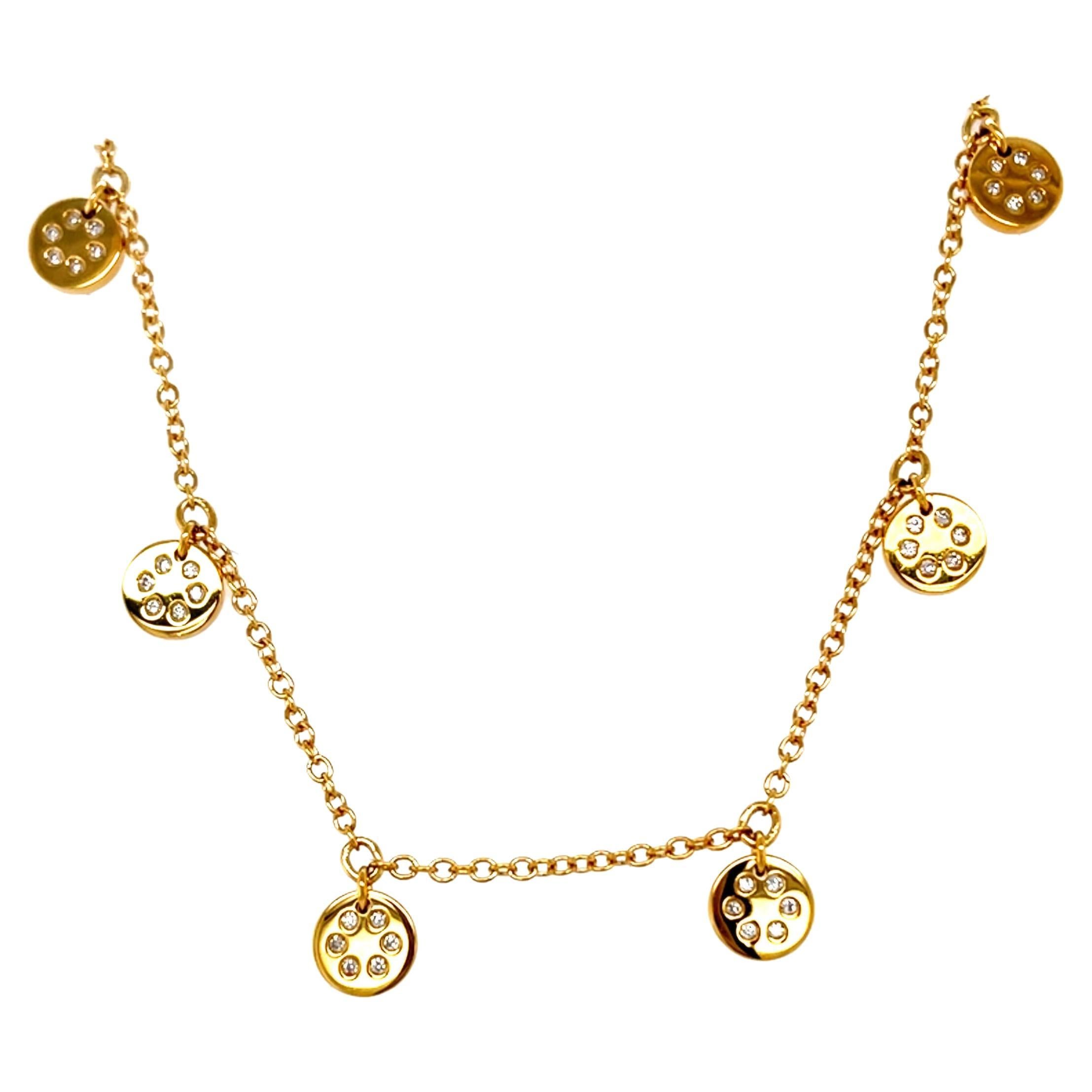 Contemporain Collier à breloques multiples en or jaune 18 carats et diamants en vente