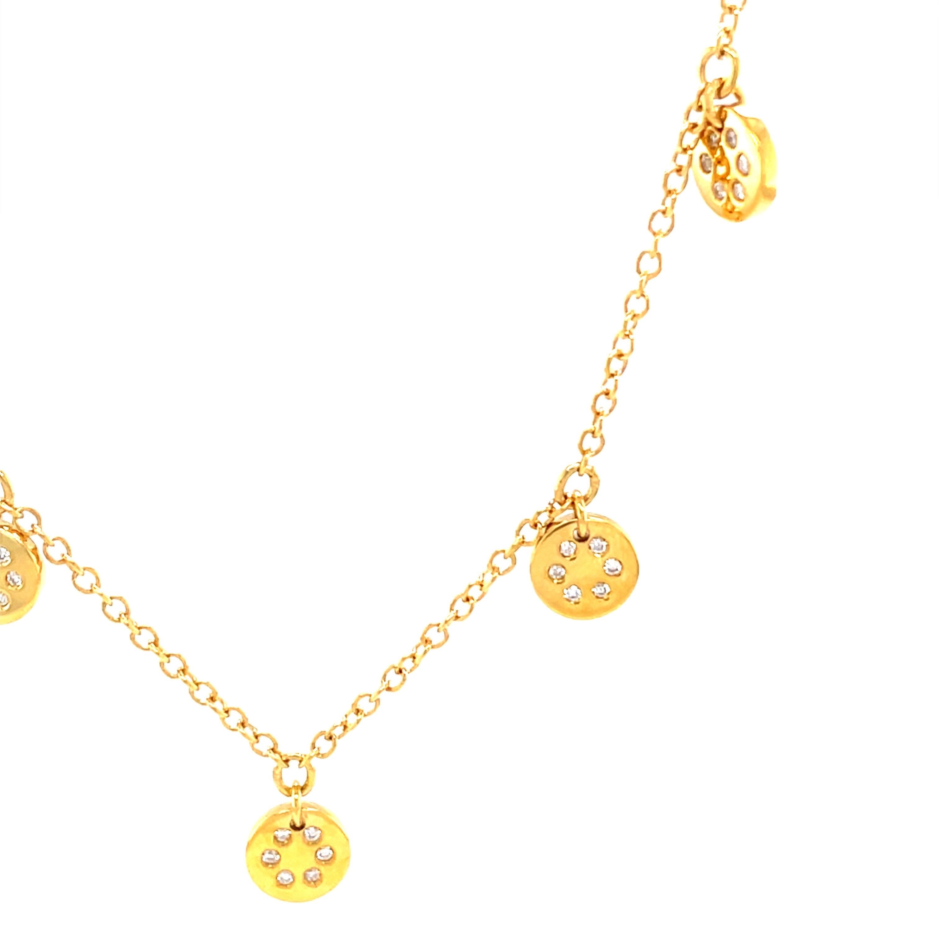 Collier à breloques multiples en or jaune 18 carats et diamants Neuf - En vente à Monte-Carlo, MC