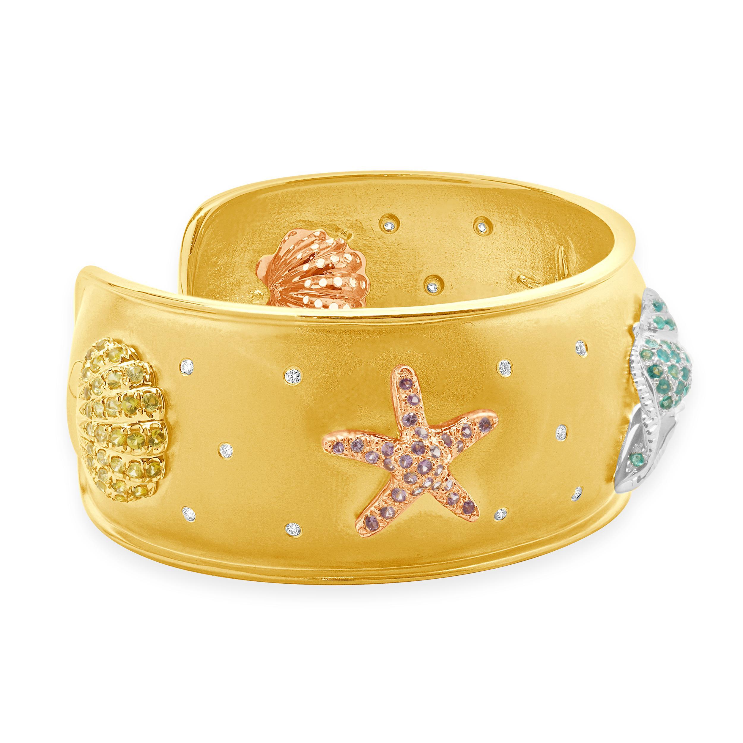 Designer: custom
Material: 18K yellow gold
Diamond: round brilliant cut = 0.20cttw
Color: G
Clarity: VS1-2
Weight: 43.97 grams
Dimensions: bracelet will fit up to a 7-inch wrist

240-946