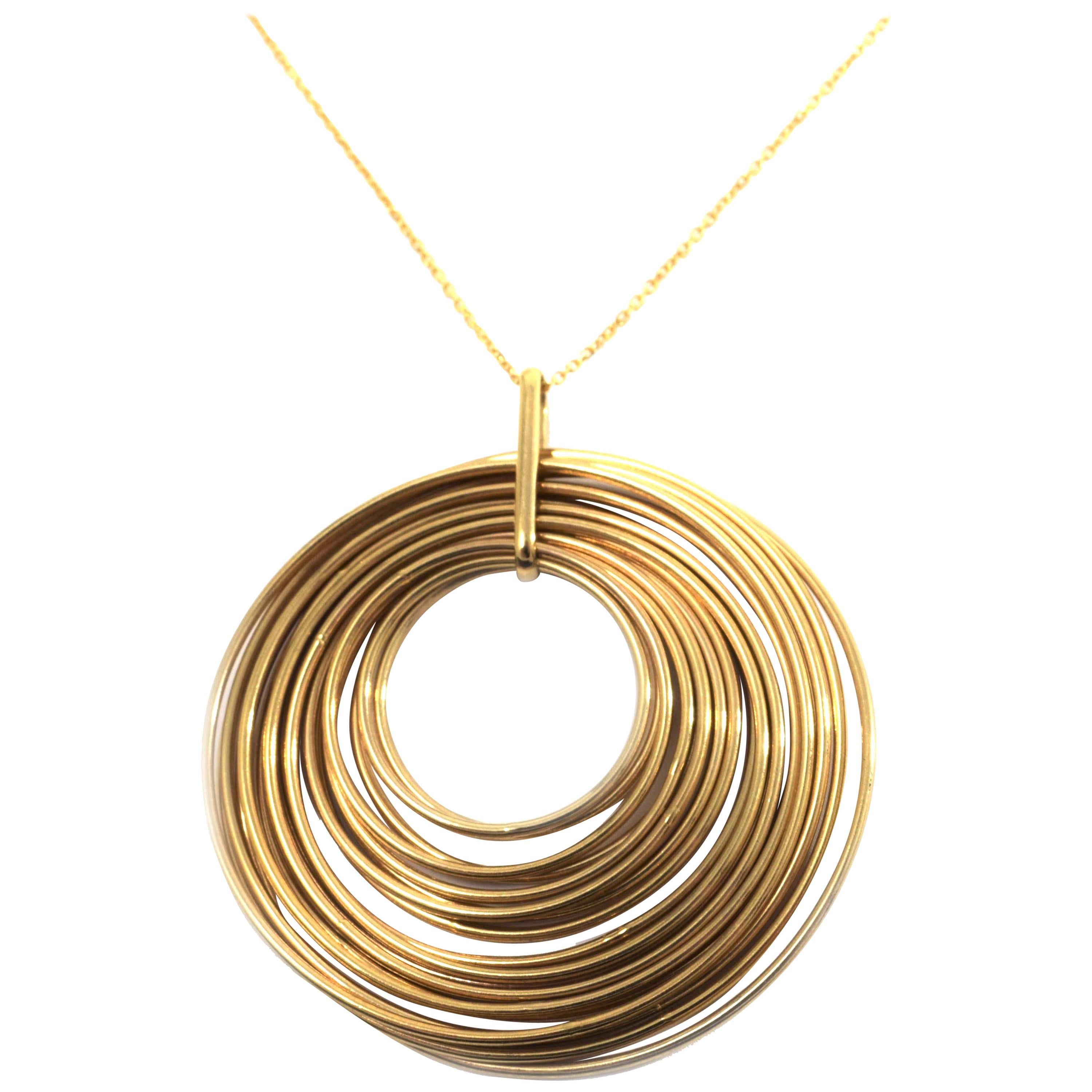 18 Karat Yellow Gold Multi Layered Overlapping Circles Pendant Necklace