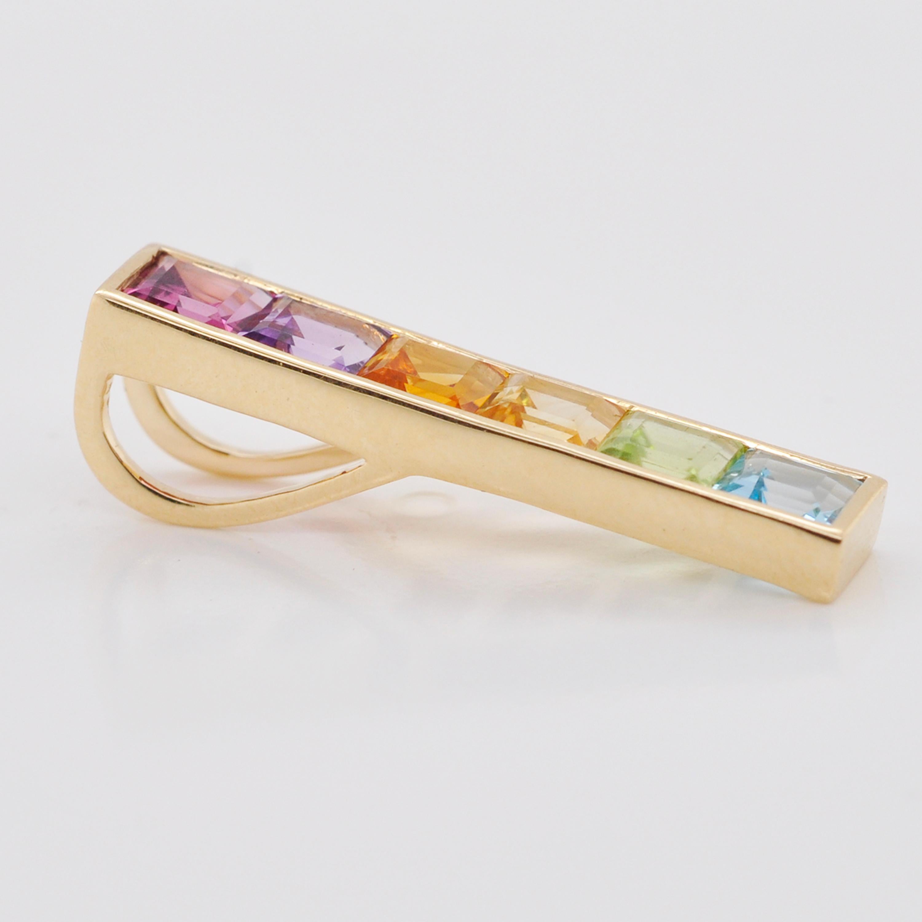 18 Karat Yellow Gold Multicolour Linear Rainbow Bar Pendant Necklace For Sale 3