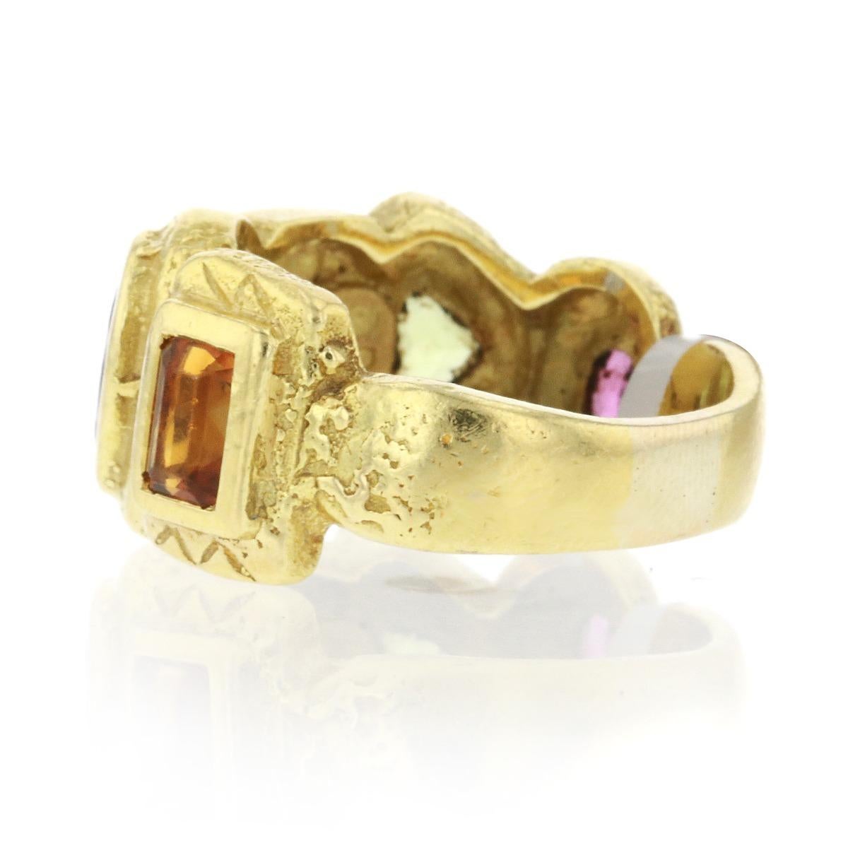 18 Karat Yellow Gold Multistone Ring For Sale 1